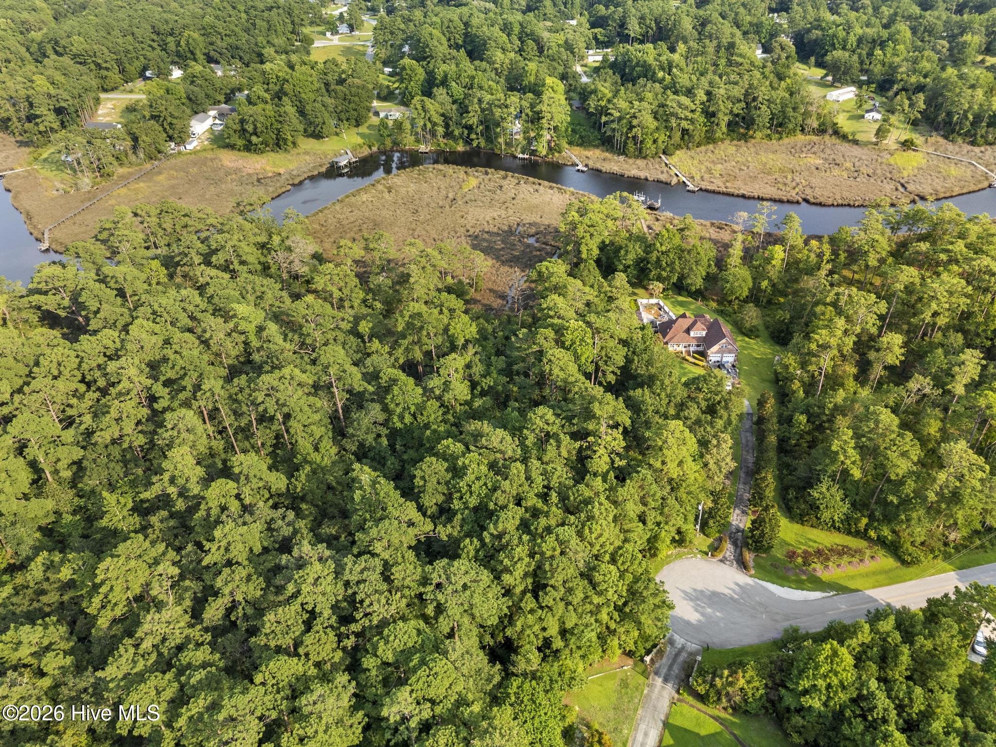 276 White Oak Bluff Road Property Photo 2