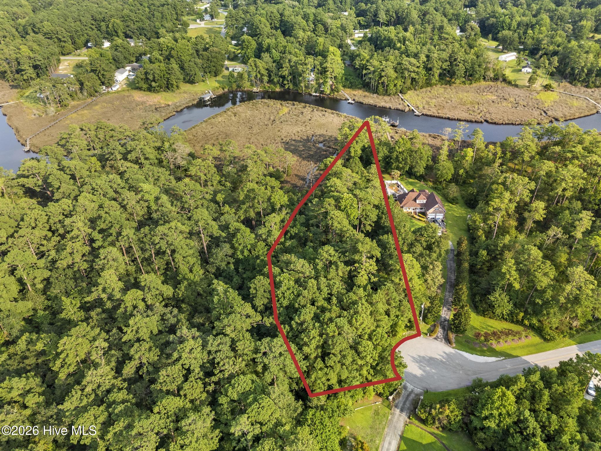 276 White Oak Bluff Road Property Photo 3