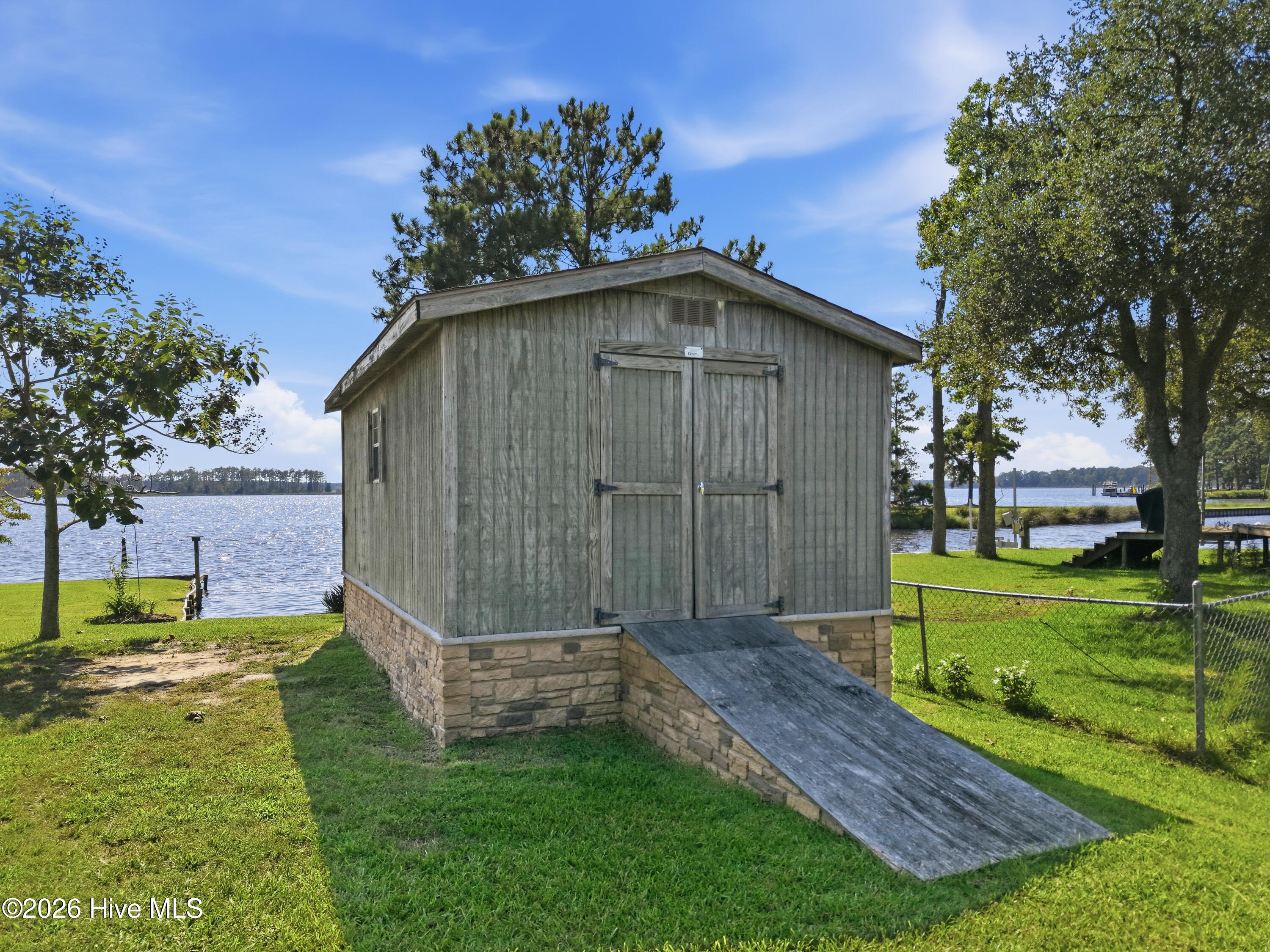 835 Foreman Lane Property Photo 19