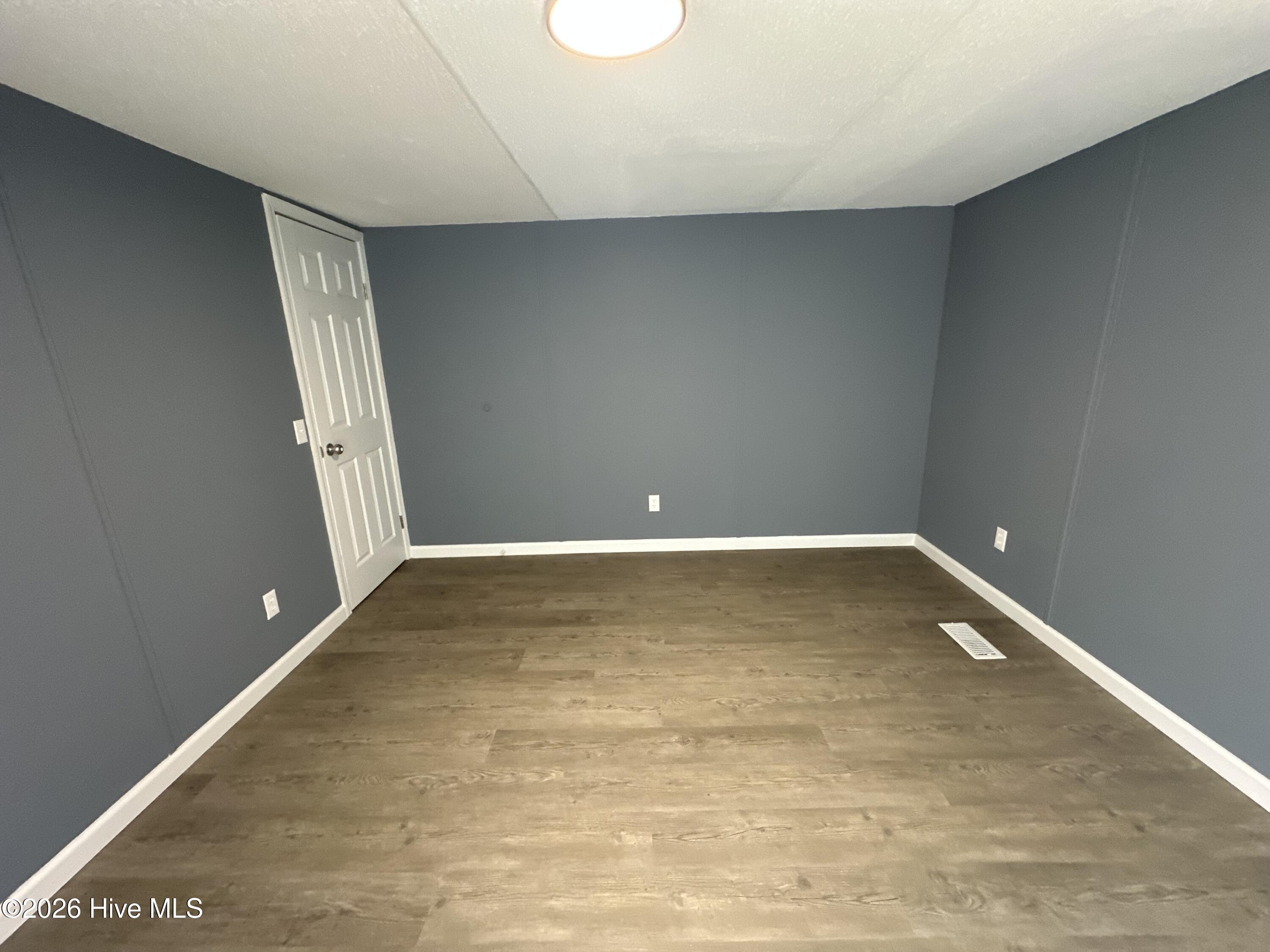 945 Katherines Place Property Photo 34
