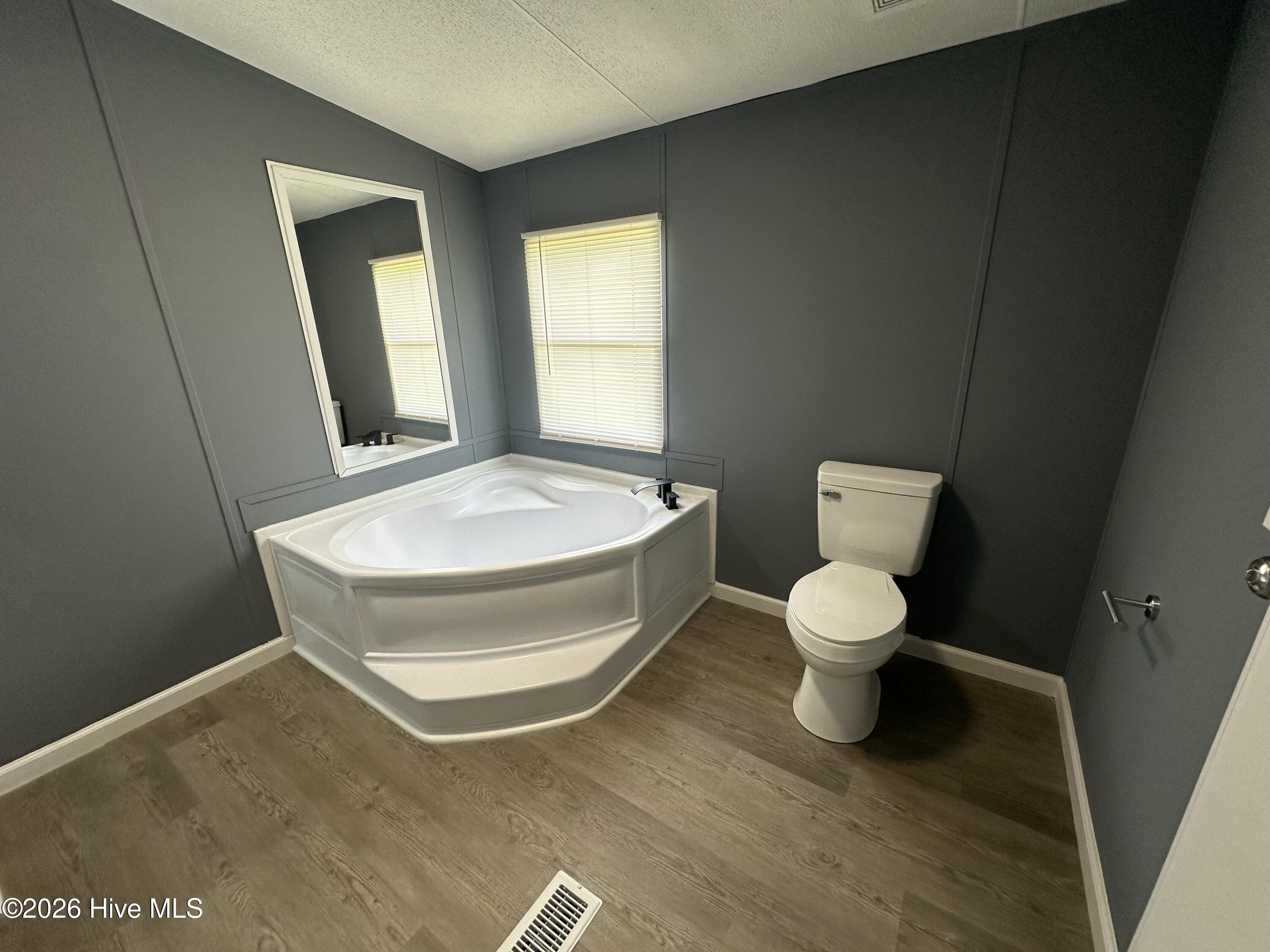 945 Katherines Place Property Photo 43