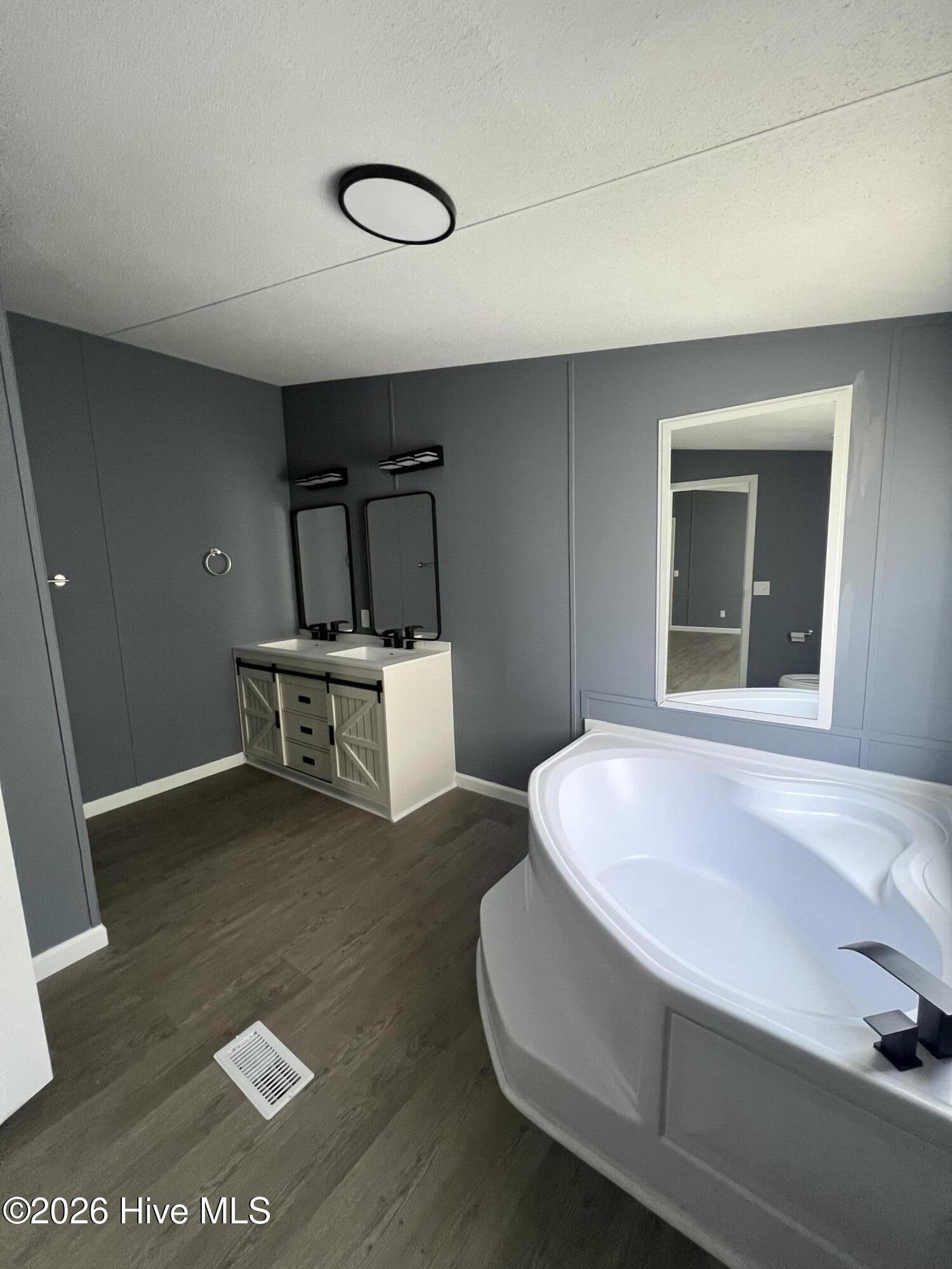 945 Katherines Place Property Photo 80