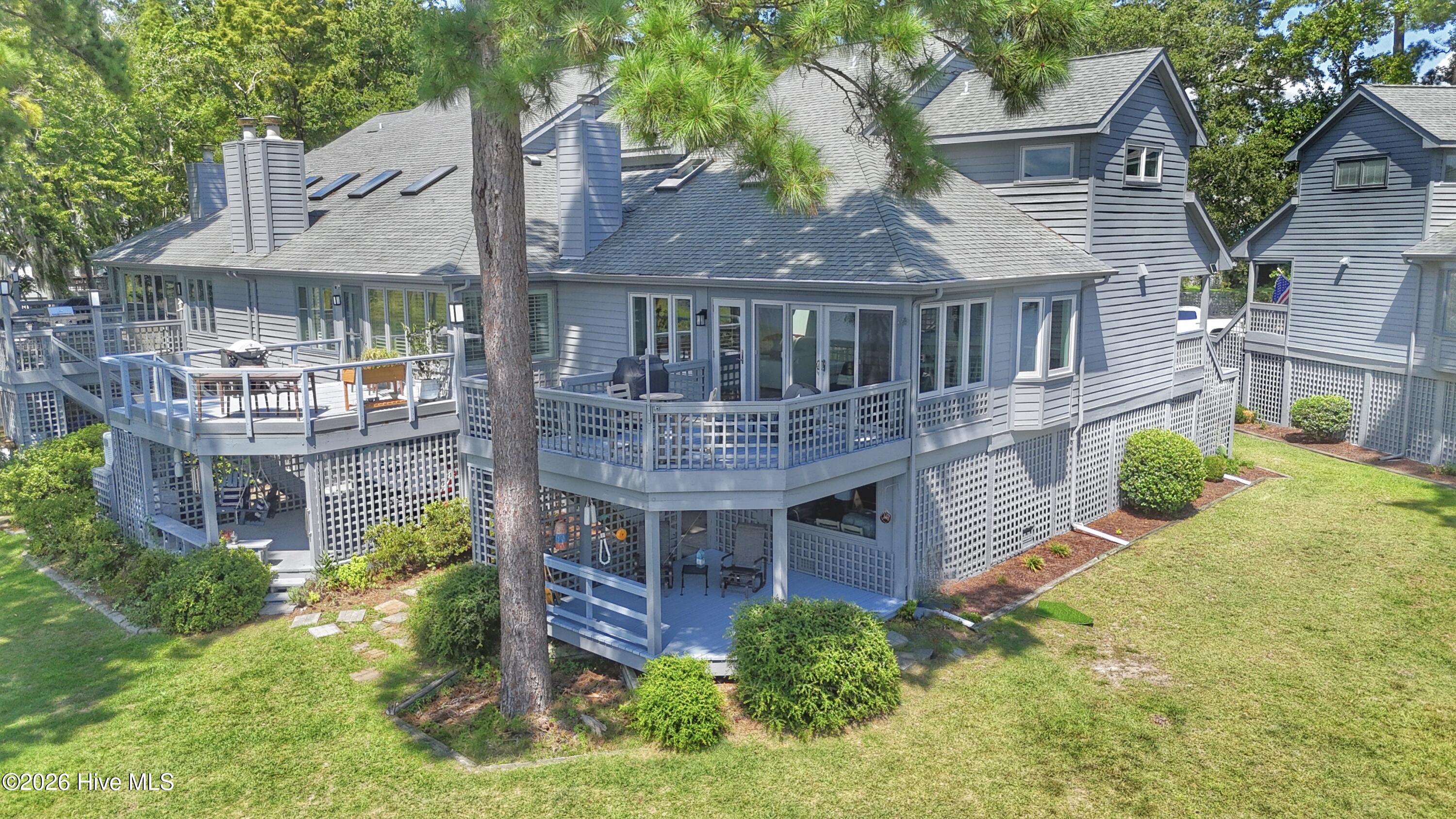 150 Riverboat Drive Property Photo 1