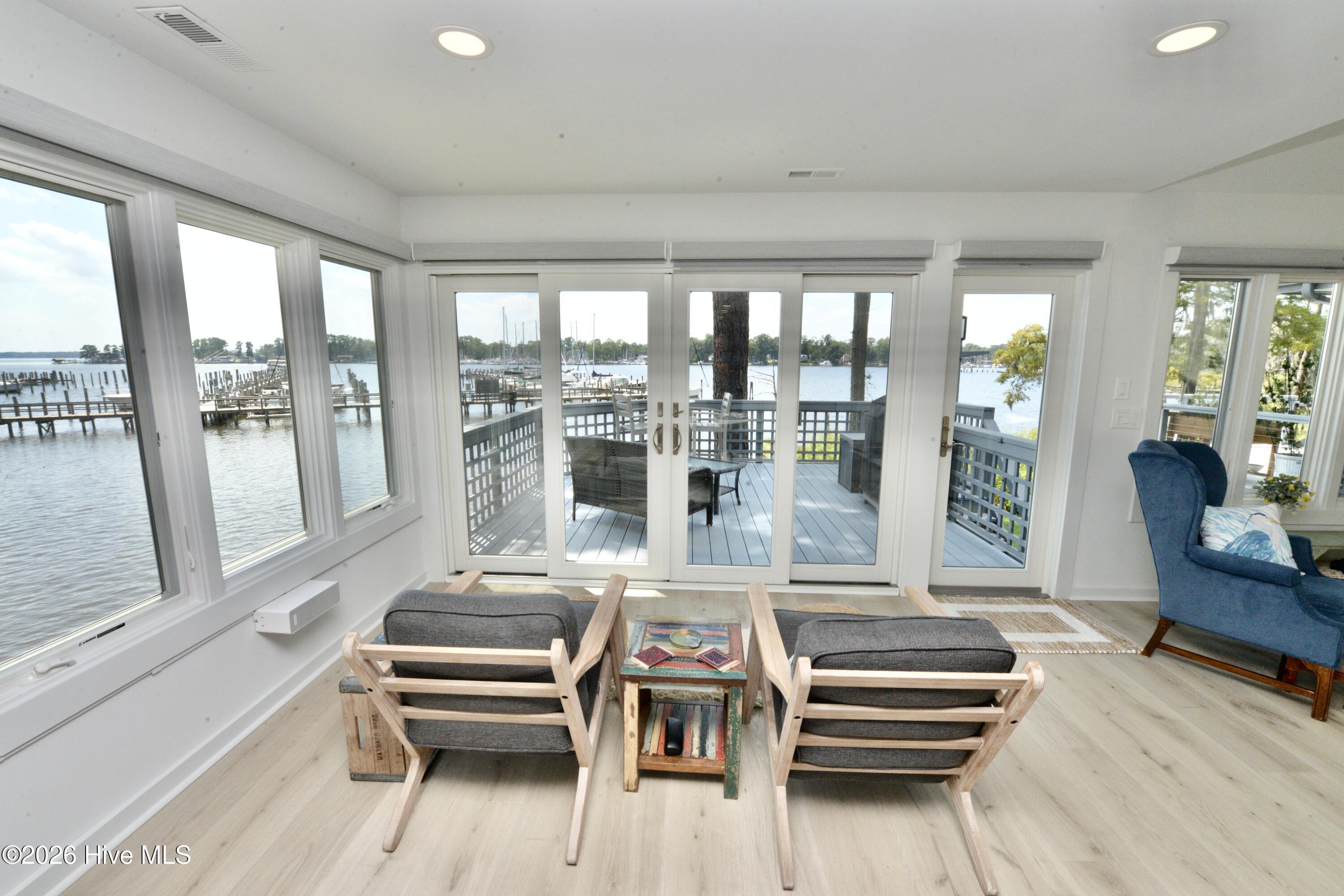 150 Riverboat Drive Property Photo 21