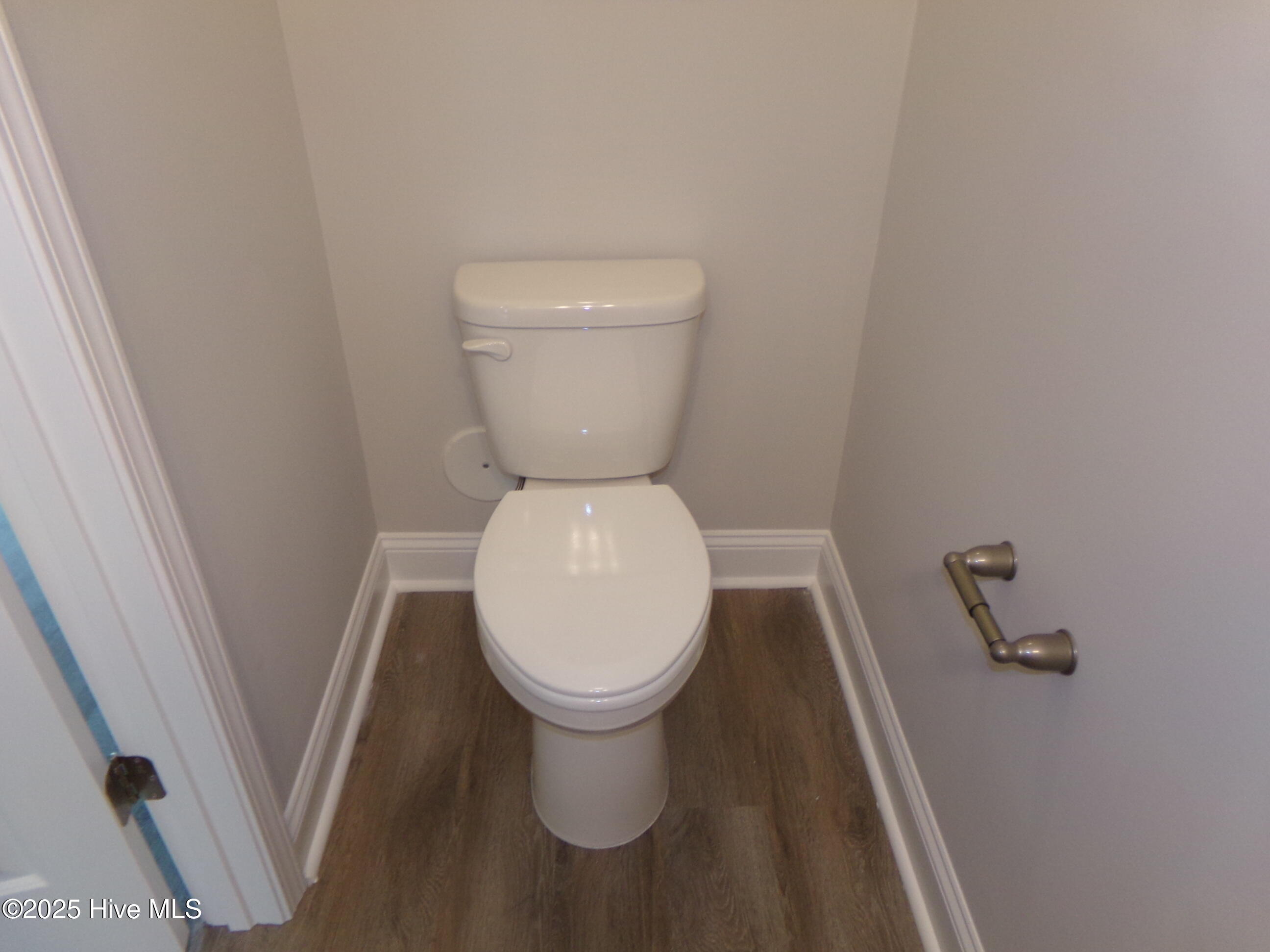199 Loren Road Property Photo 23
