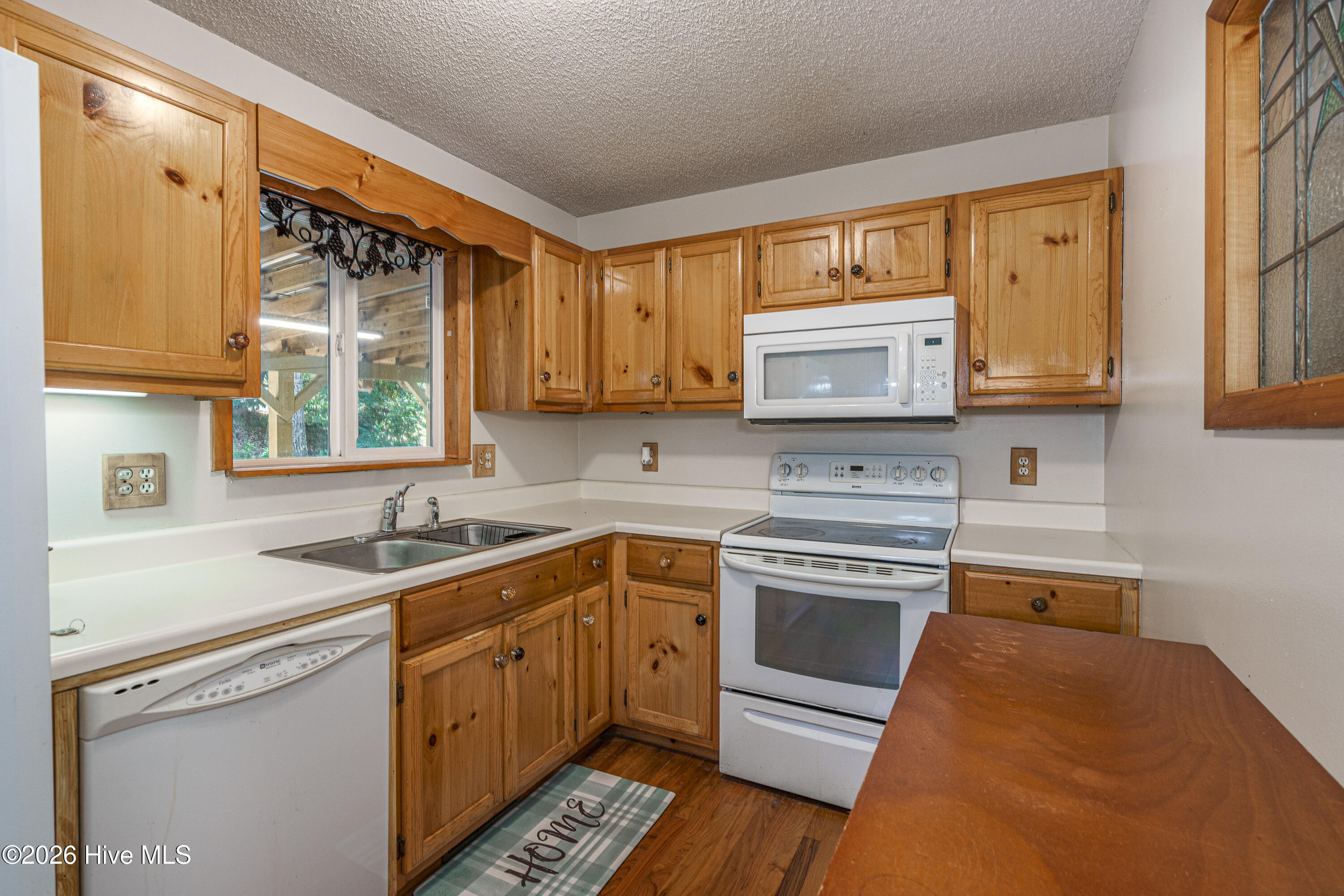 55 Laurel Spring Drive Property Photo 4