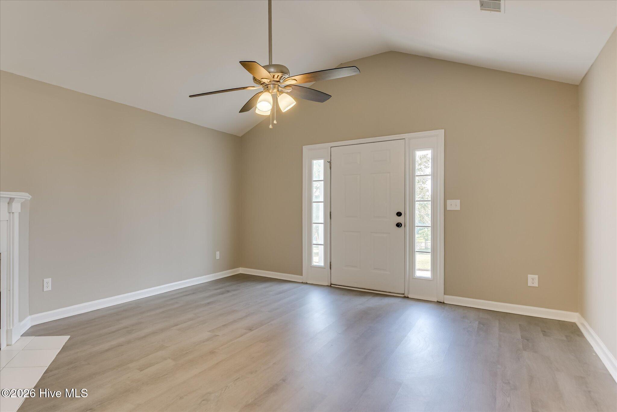 2824 Cranbrook Drive Property Photo 6