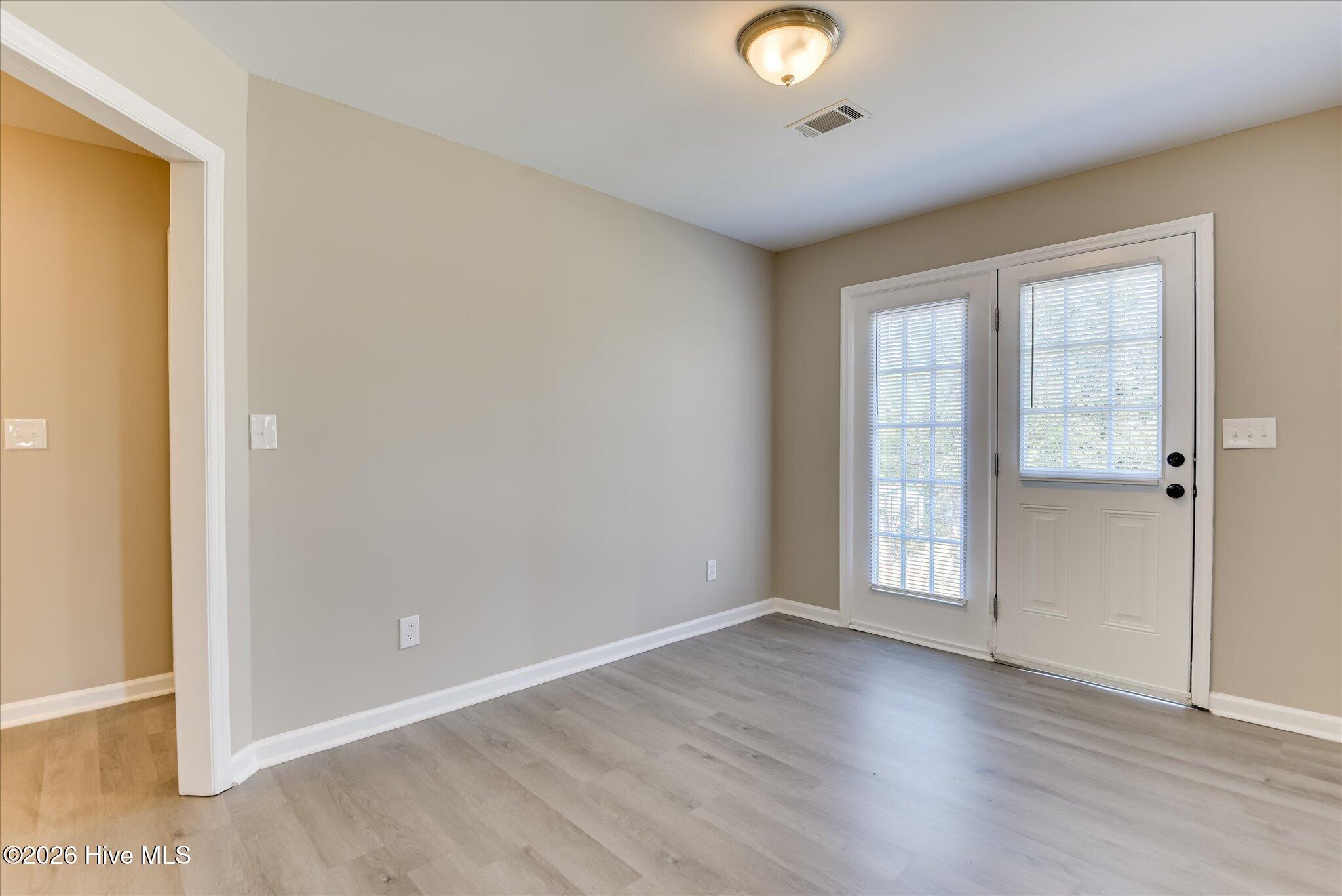 2824 Cranbrook Drive Property Photo 14
