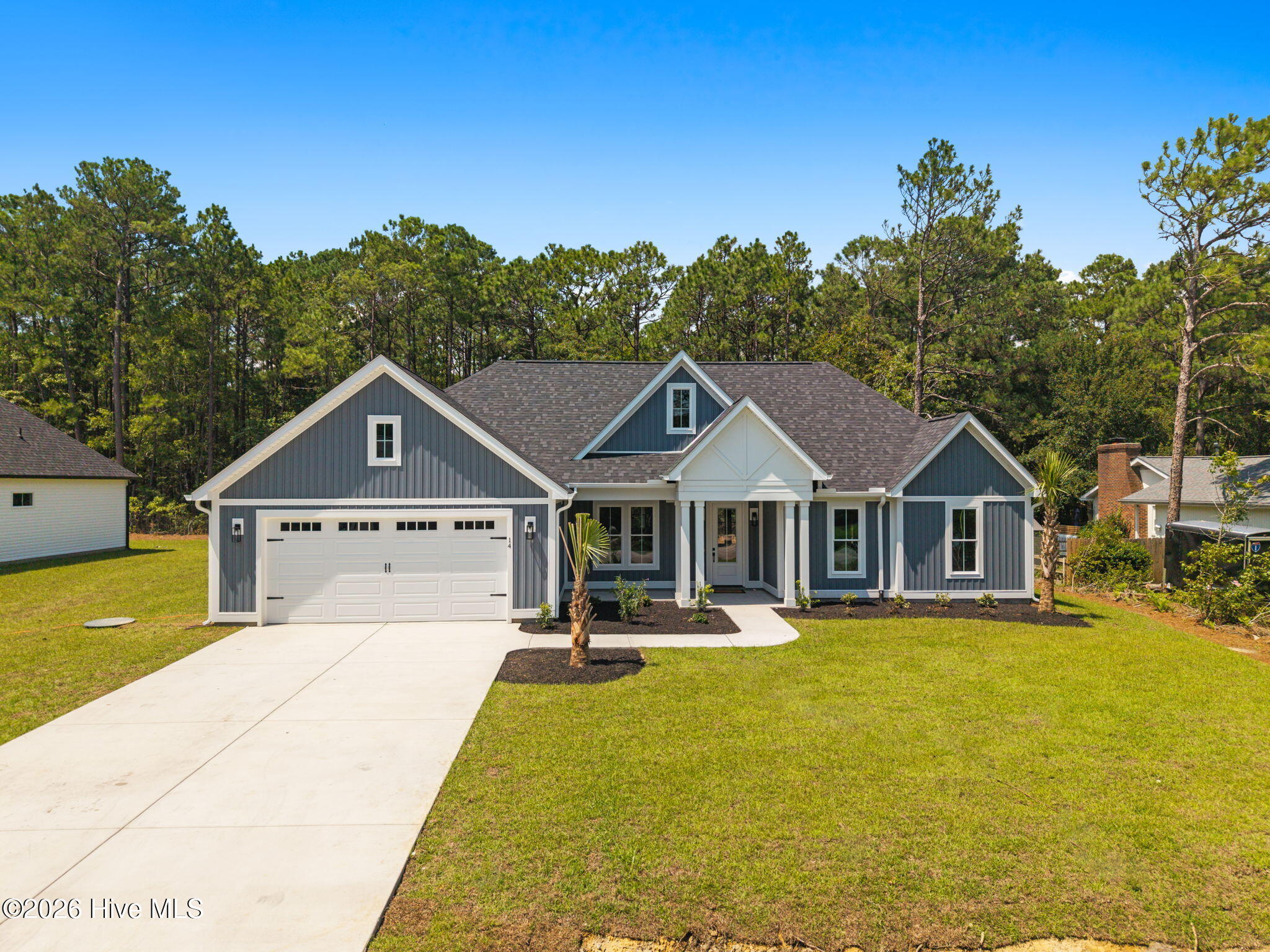 14 Country Club Drive Property Photo 1