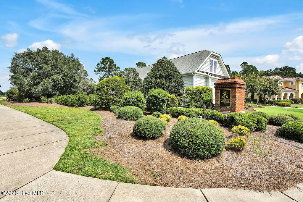 1215 Lillibridge Drive Property Photo 3