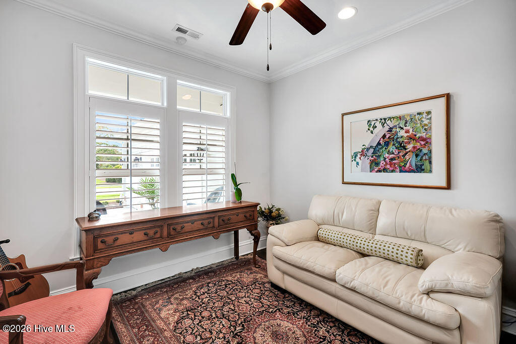 1215 Lillibridge Drive Property Photo 8