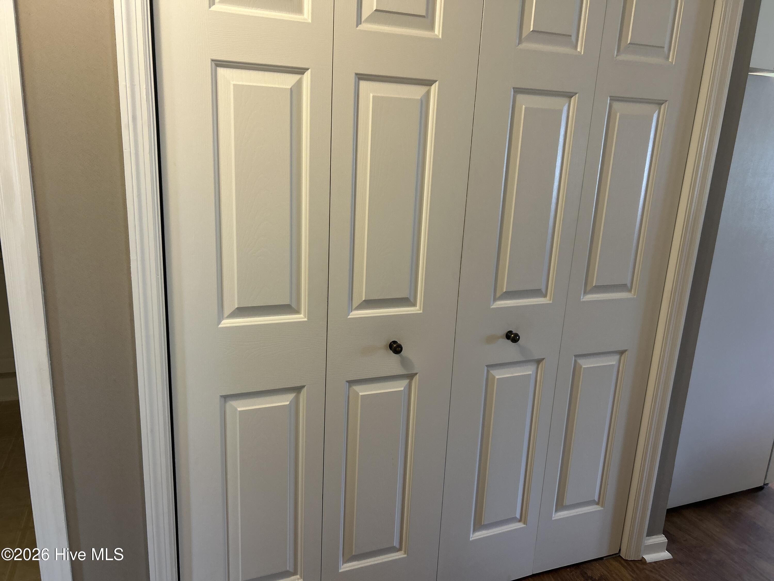 605 Tisbury Lane Property Photo 9