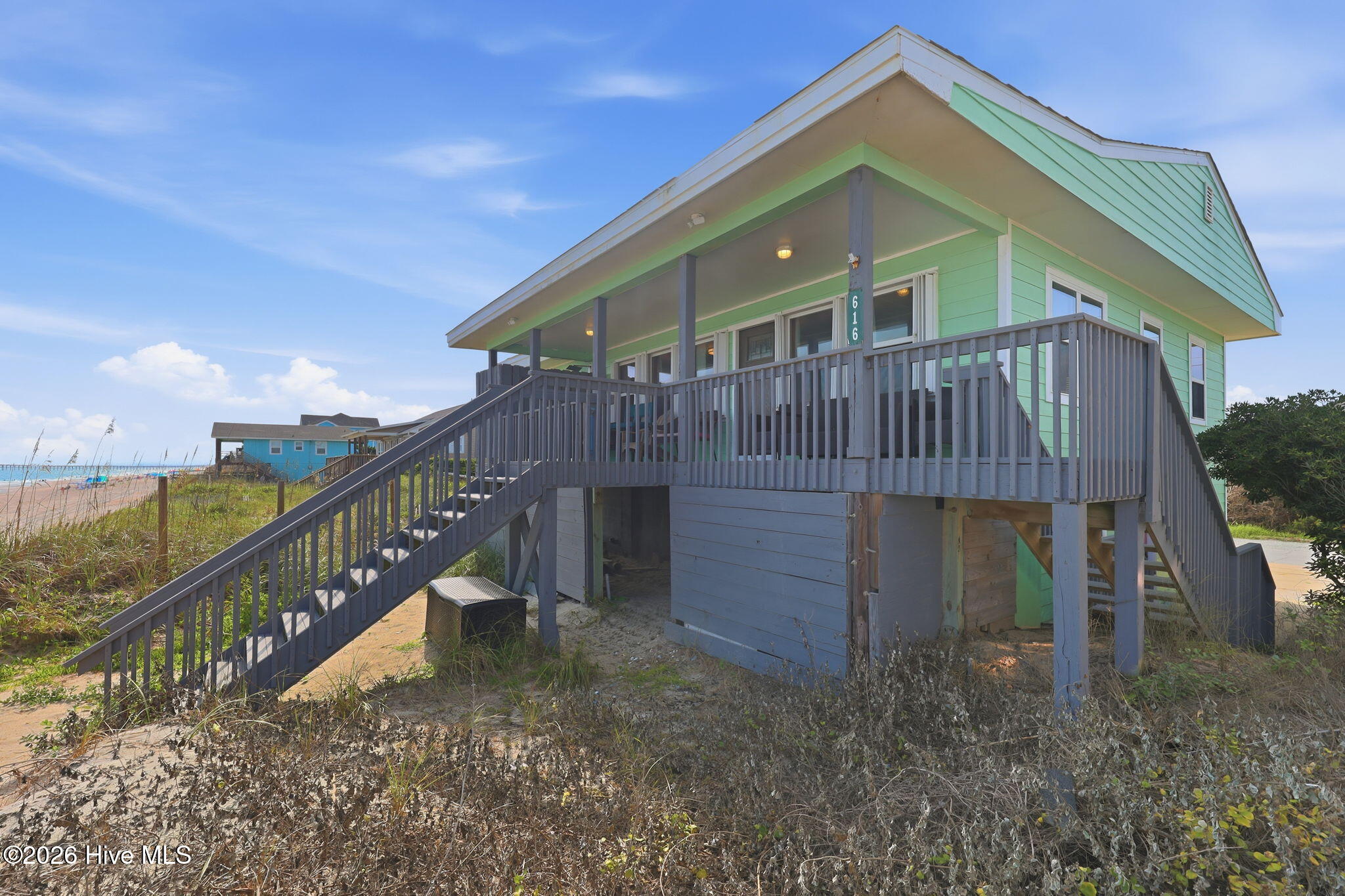 616 N Shore Drive Property Photo 4