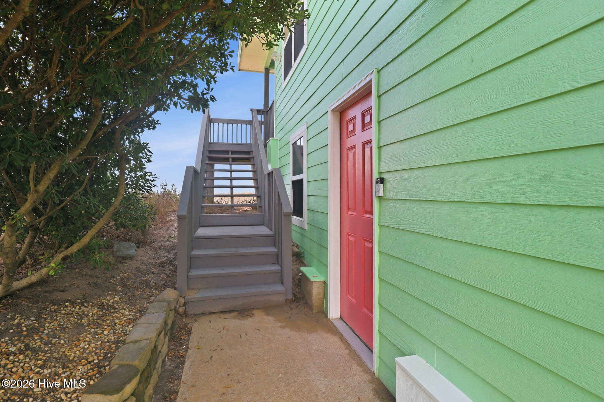 616 N Shore Drive Property Photo 36