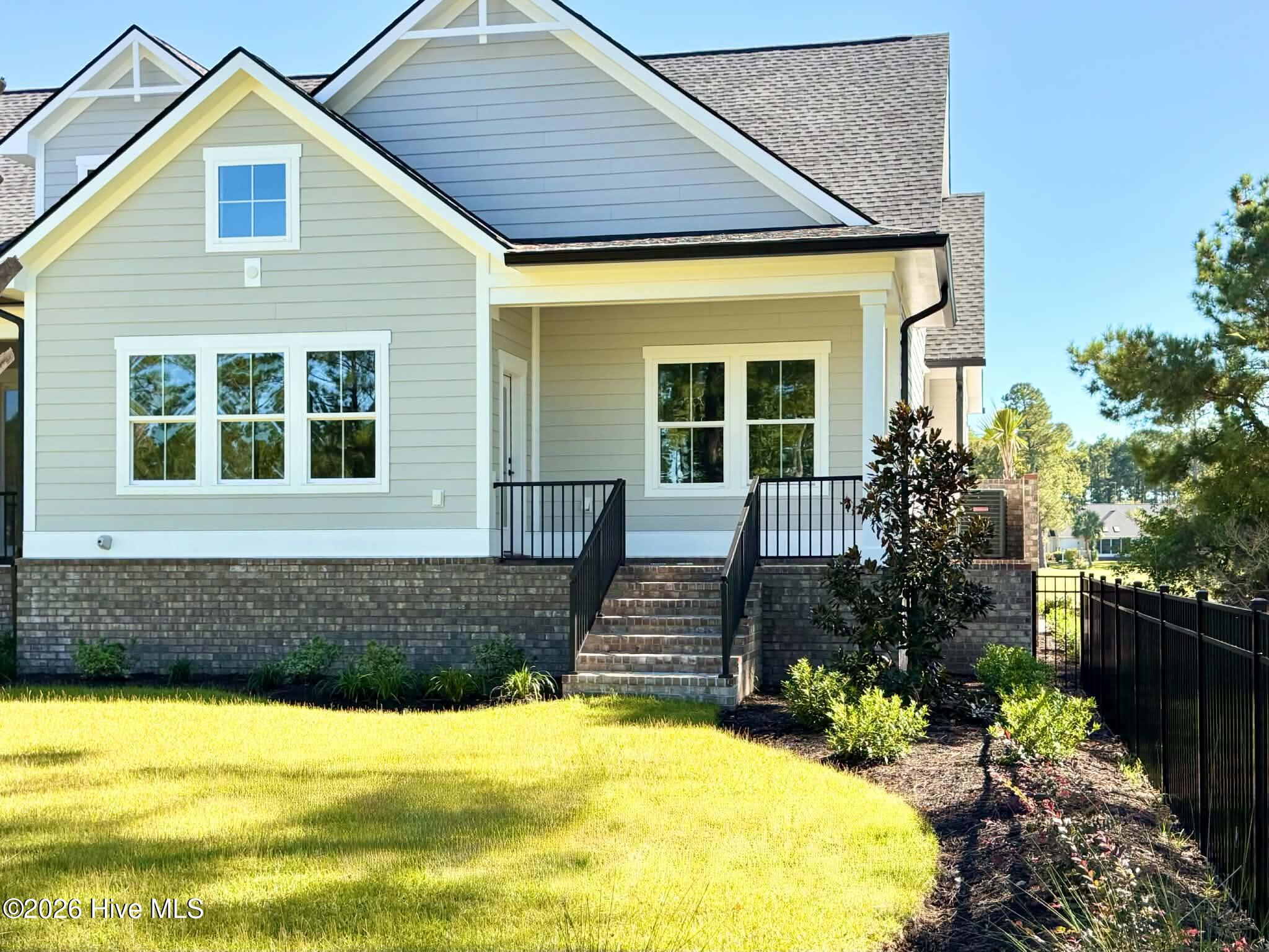 550 Glenburnie Street Nw Property Photo 11