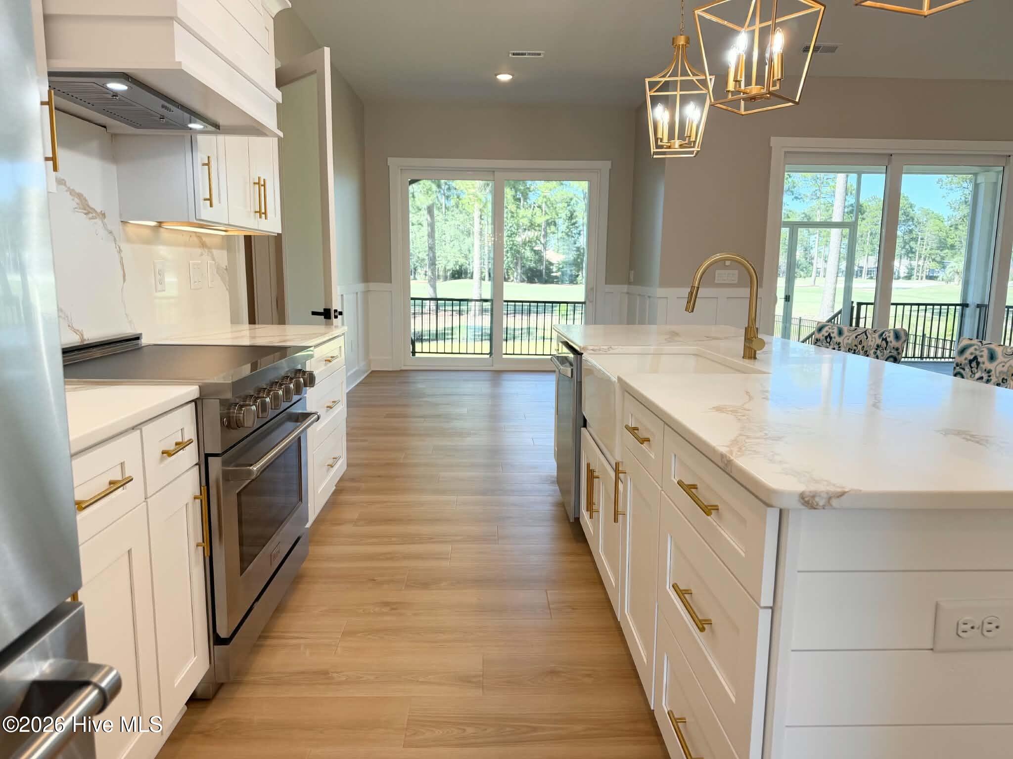 550 Glenburnie Street Nw Property Photo 25