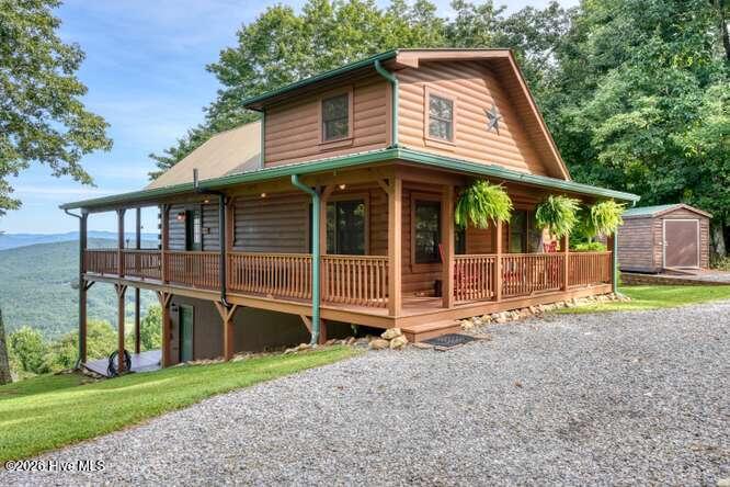 81 Grant Drive Property Photo 3