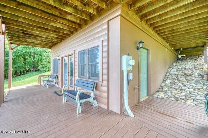 81 Grant Drive Property Photo 43