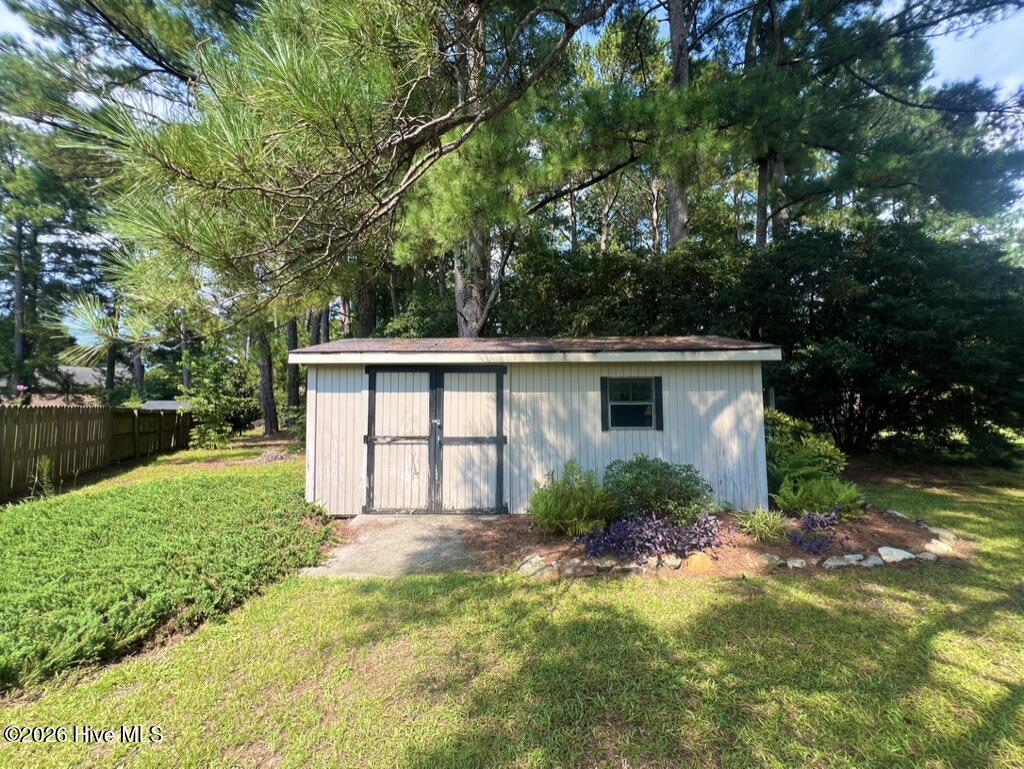 2203 Acorn Circle Property Photo 24