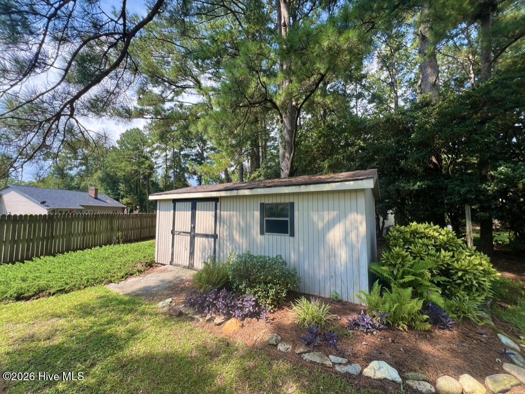 2203 Acorn Circle Property Photo 25