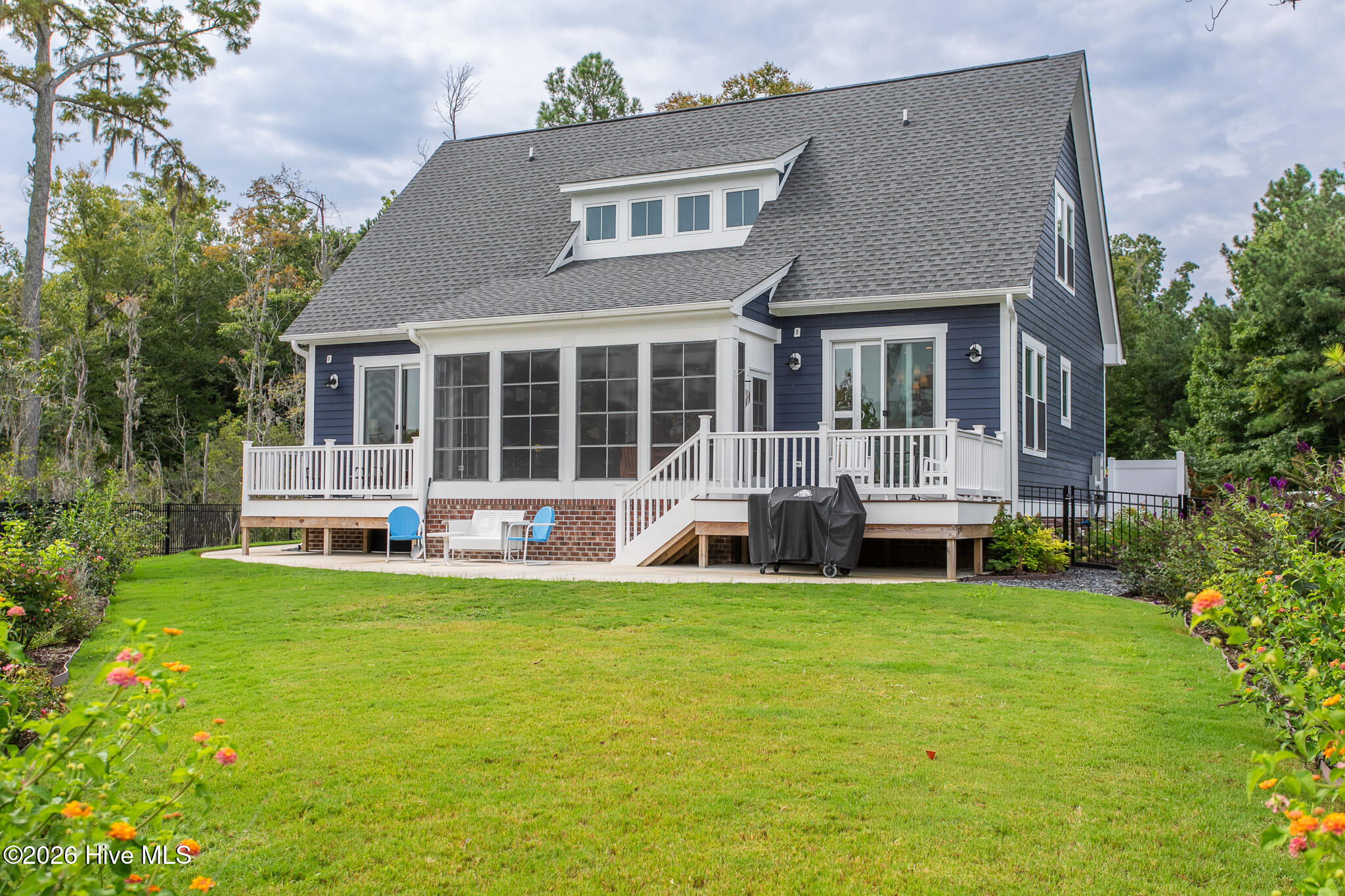 242 Beech Point Boulevard Property Photo 13