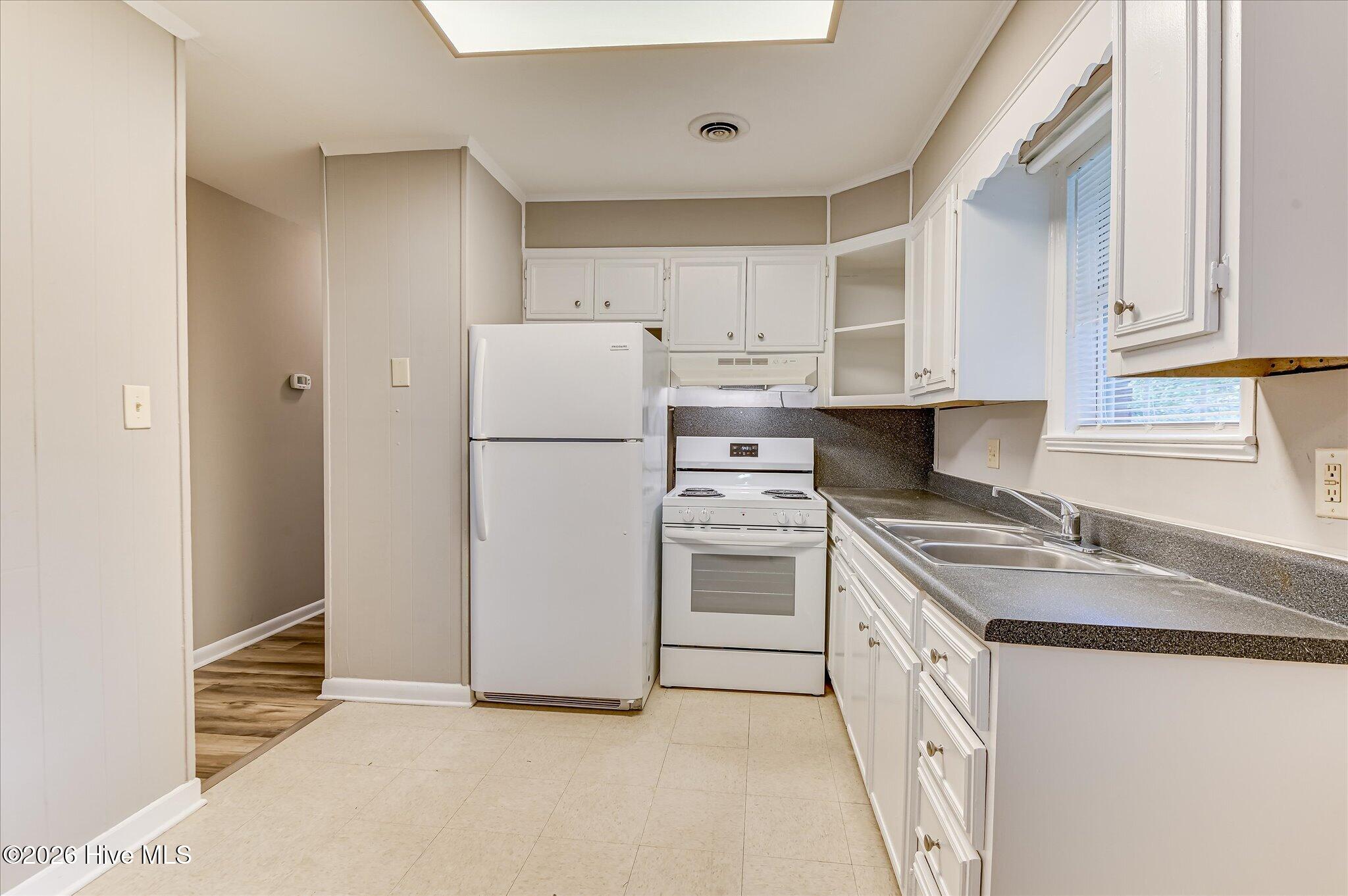 3322 Tate Road Property Photo 9