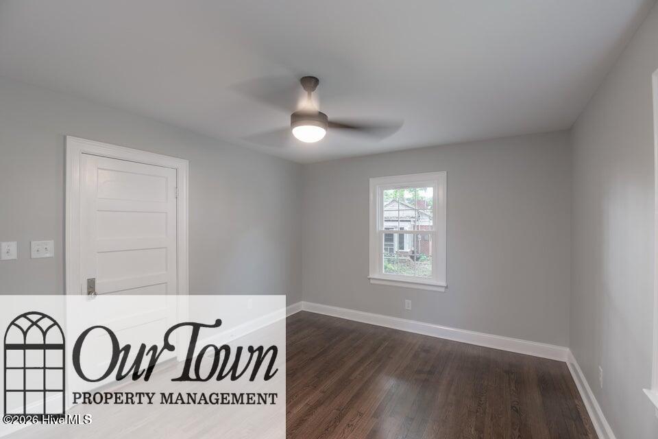 606 Clark Avenue Ne Property Photo 10