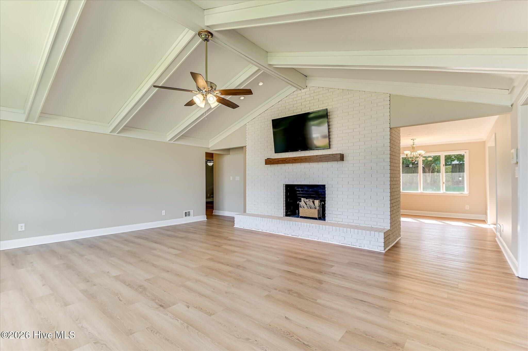 1016 Northwood Road Property Photo 13