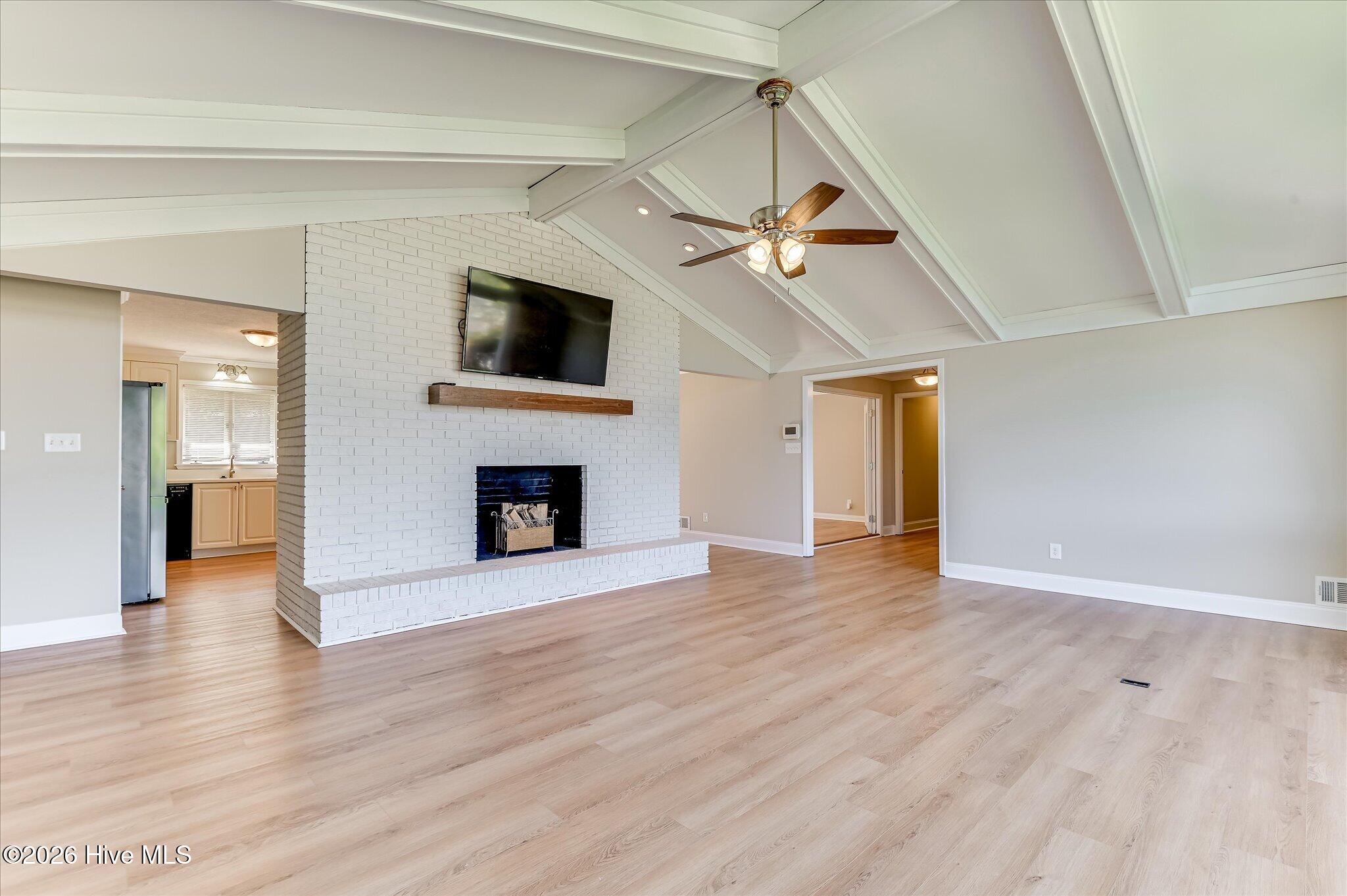 1016 Northwood Road Property Photo 14