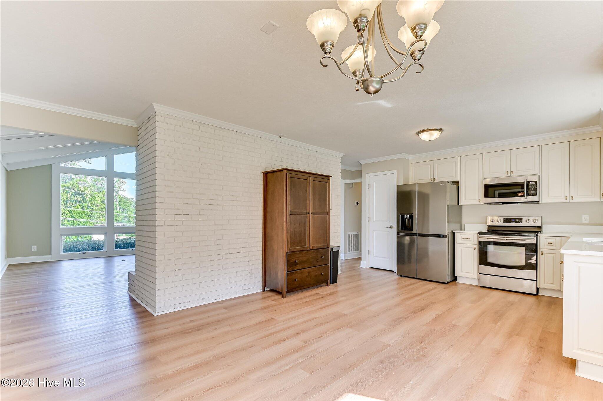 1016 Northwood Road Property Photo 18