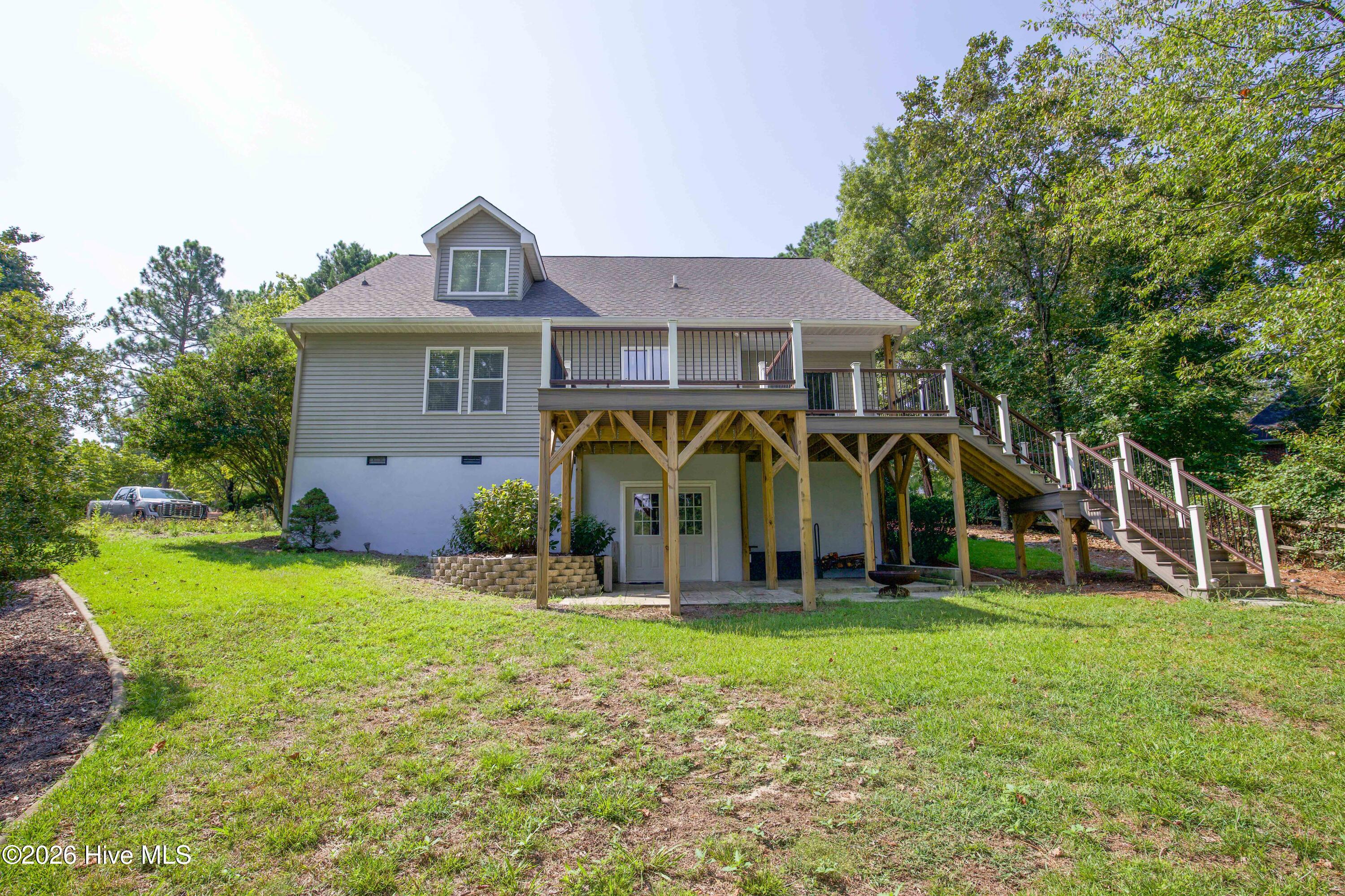 110 Sandspur Lane Property Photo 15