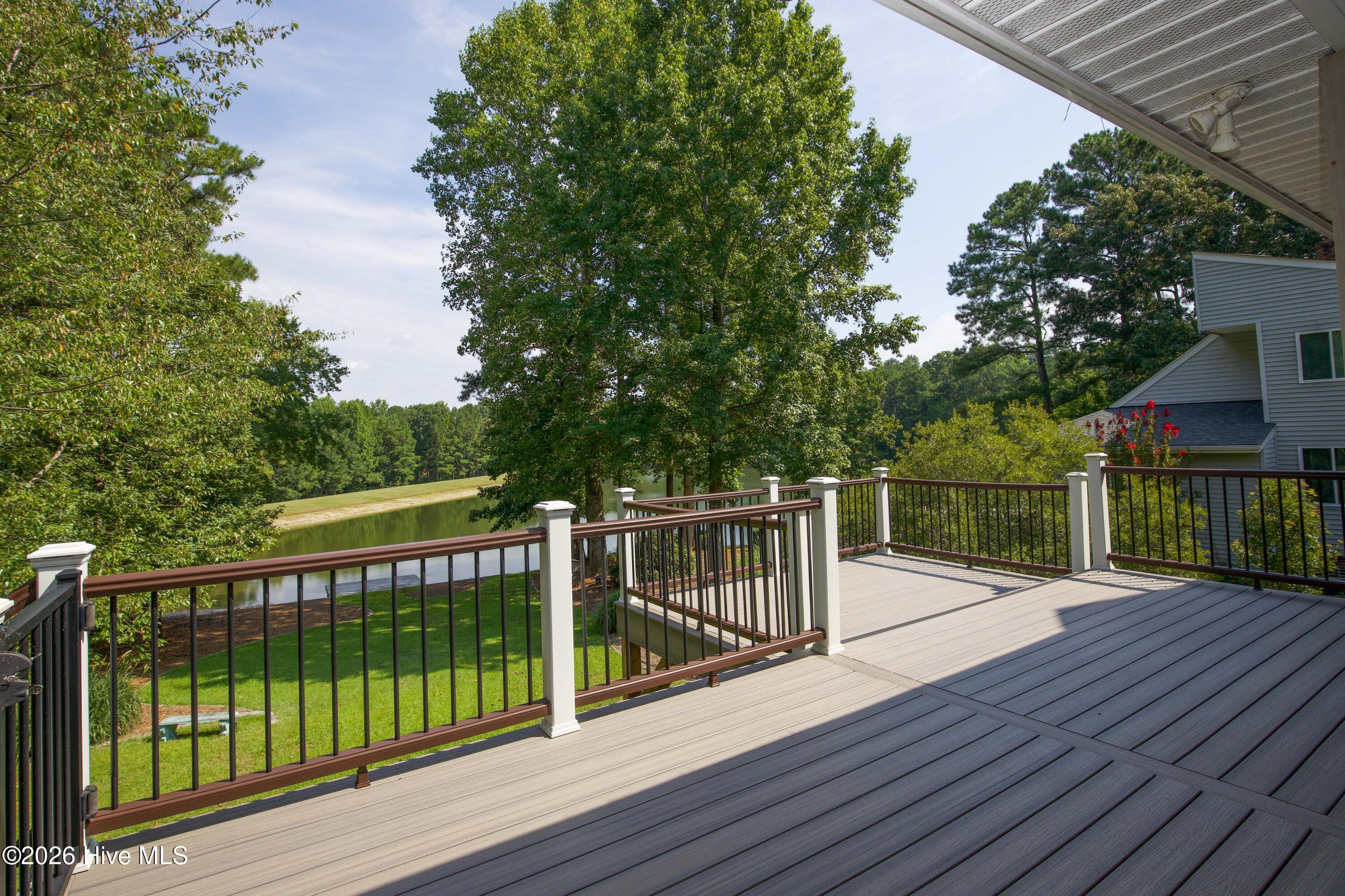 110 Sandspur Lane Property Photo 18