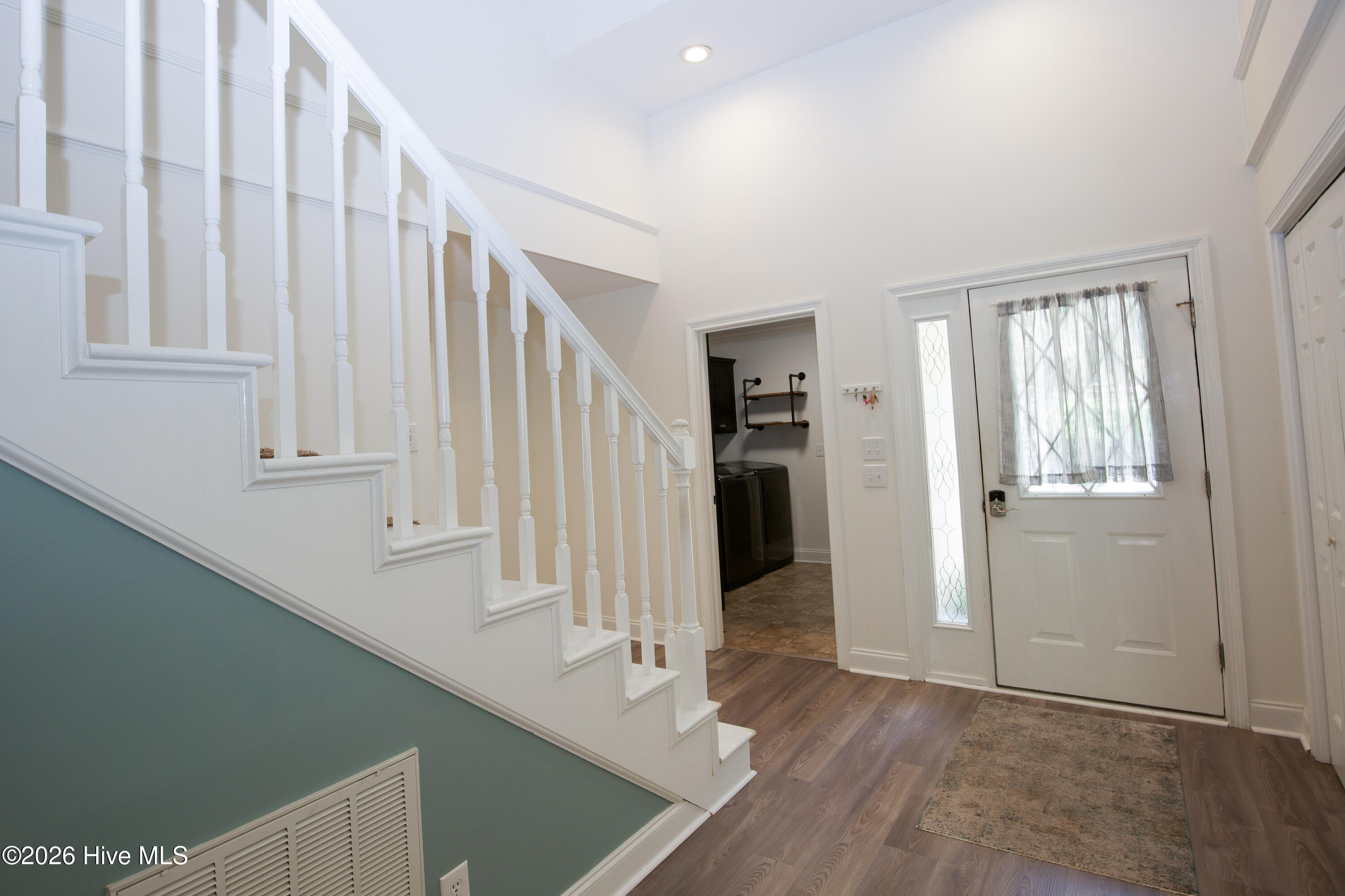 110 Sandspur Lane Property Photo 23