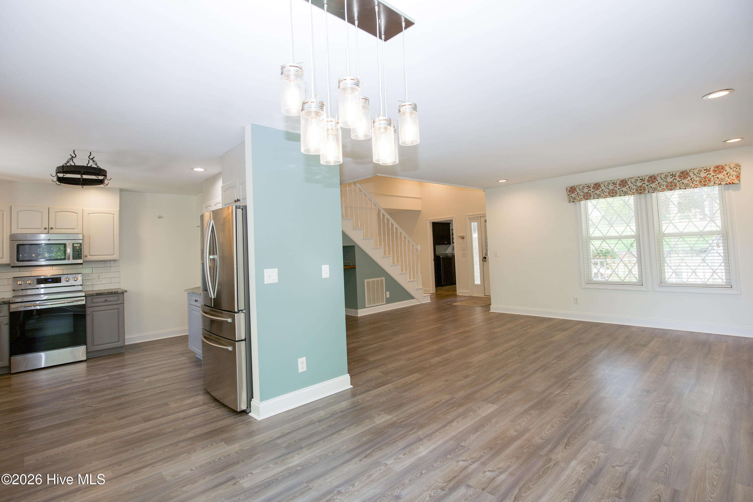 110 Sandspur Lane Property Photo 31