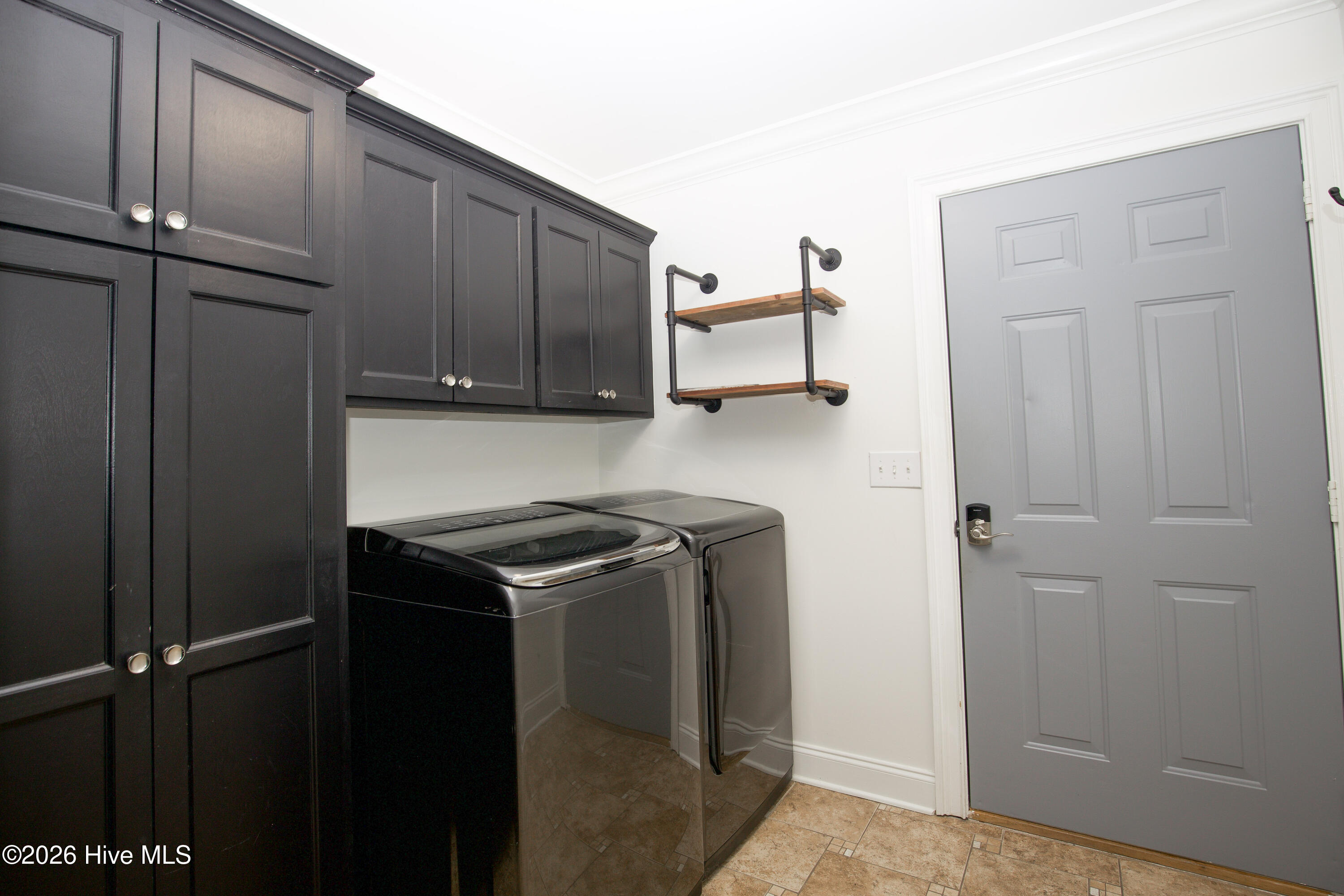 110 Sandspur Lane Property Photo 38