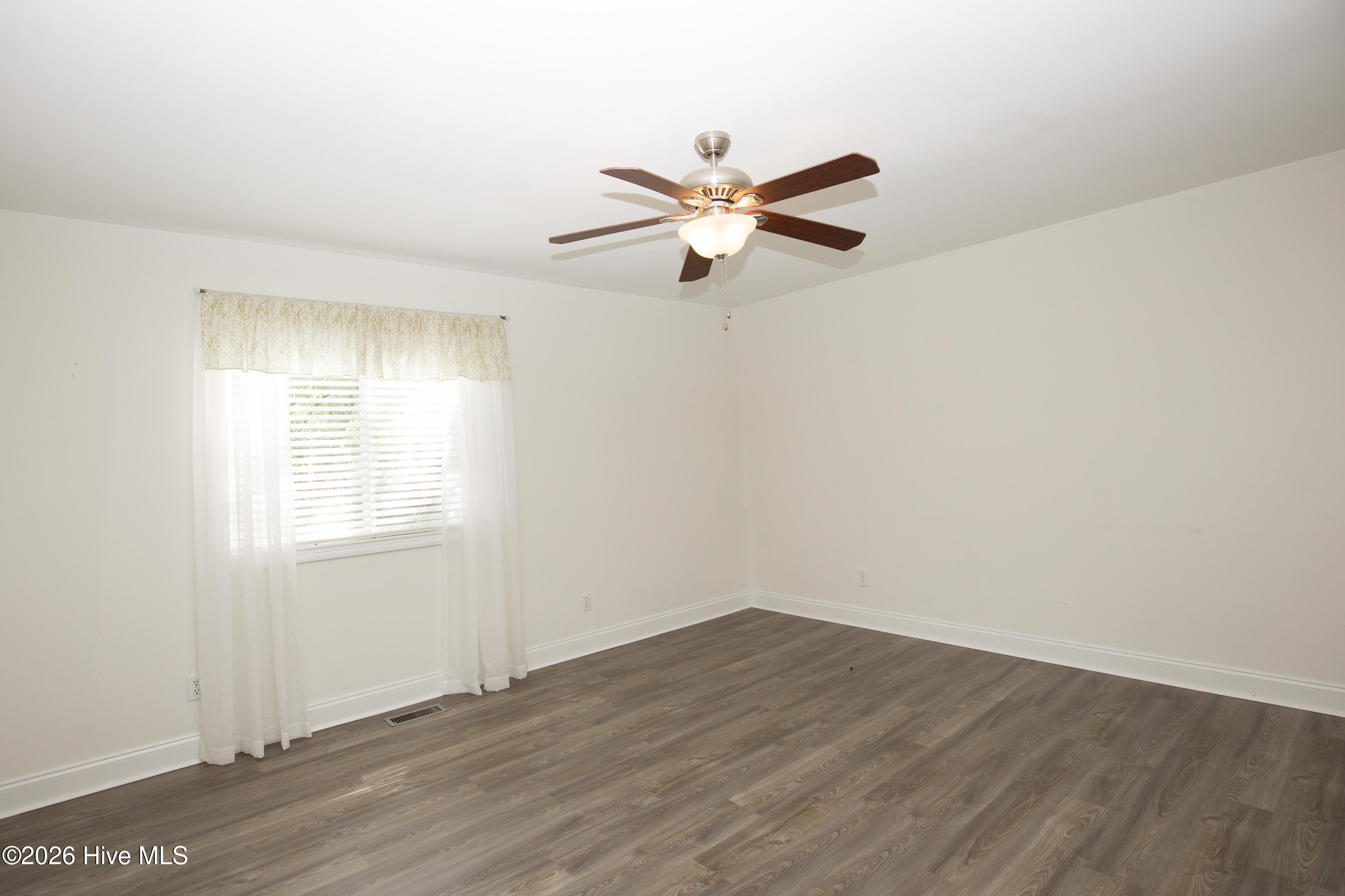 110 Sandspur Lane Property Photo 42