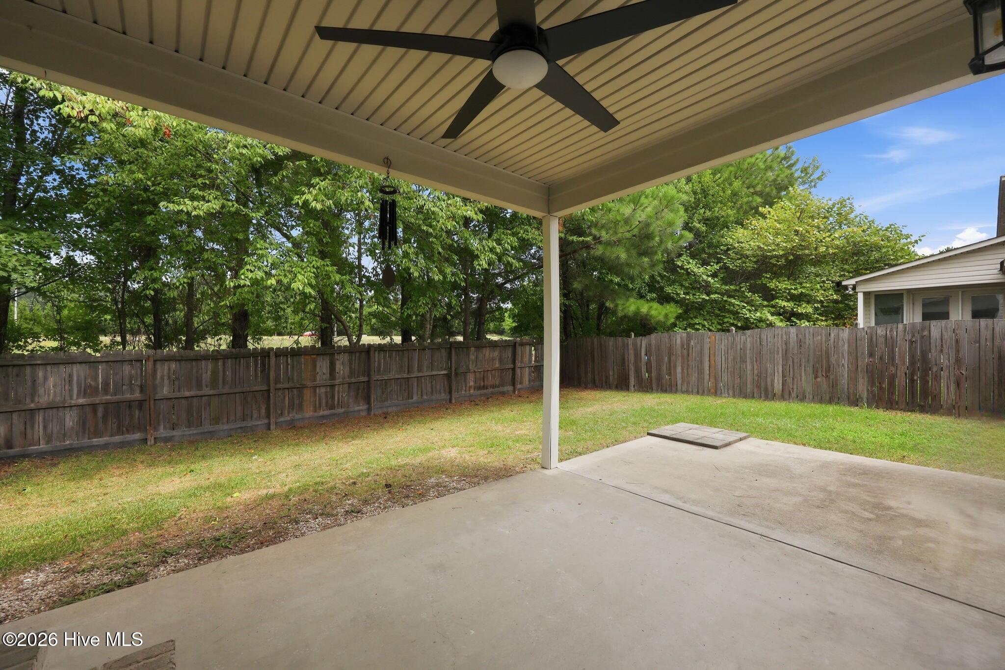 205 South Pointe Drive B Property Photo 30