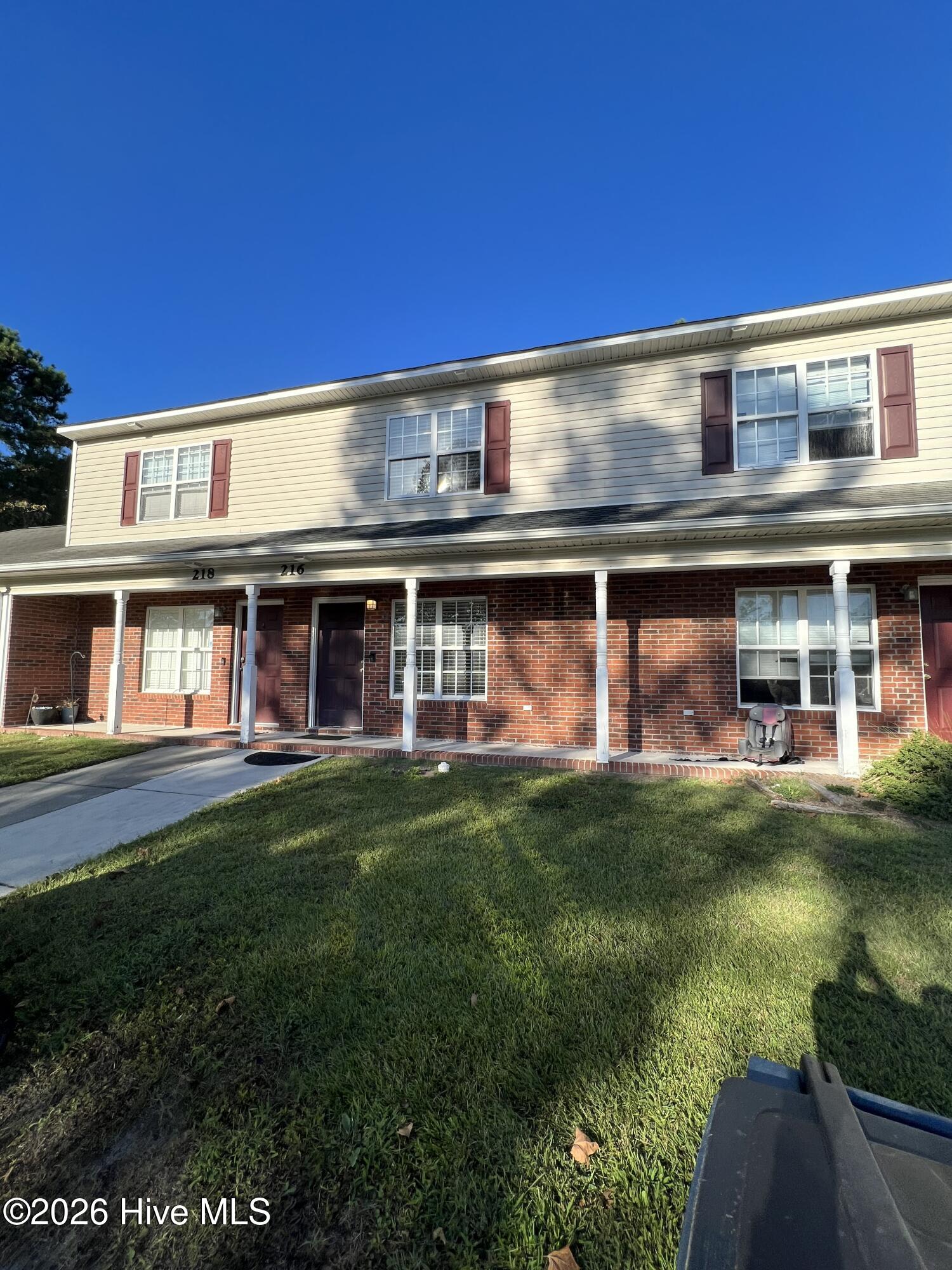 216 Palace Circle Property Photo 1