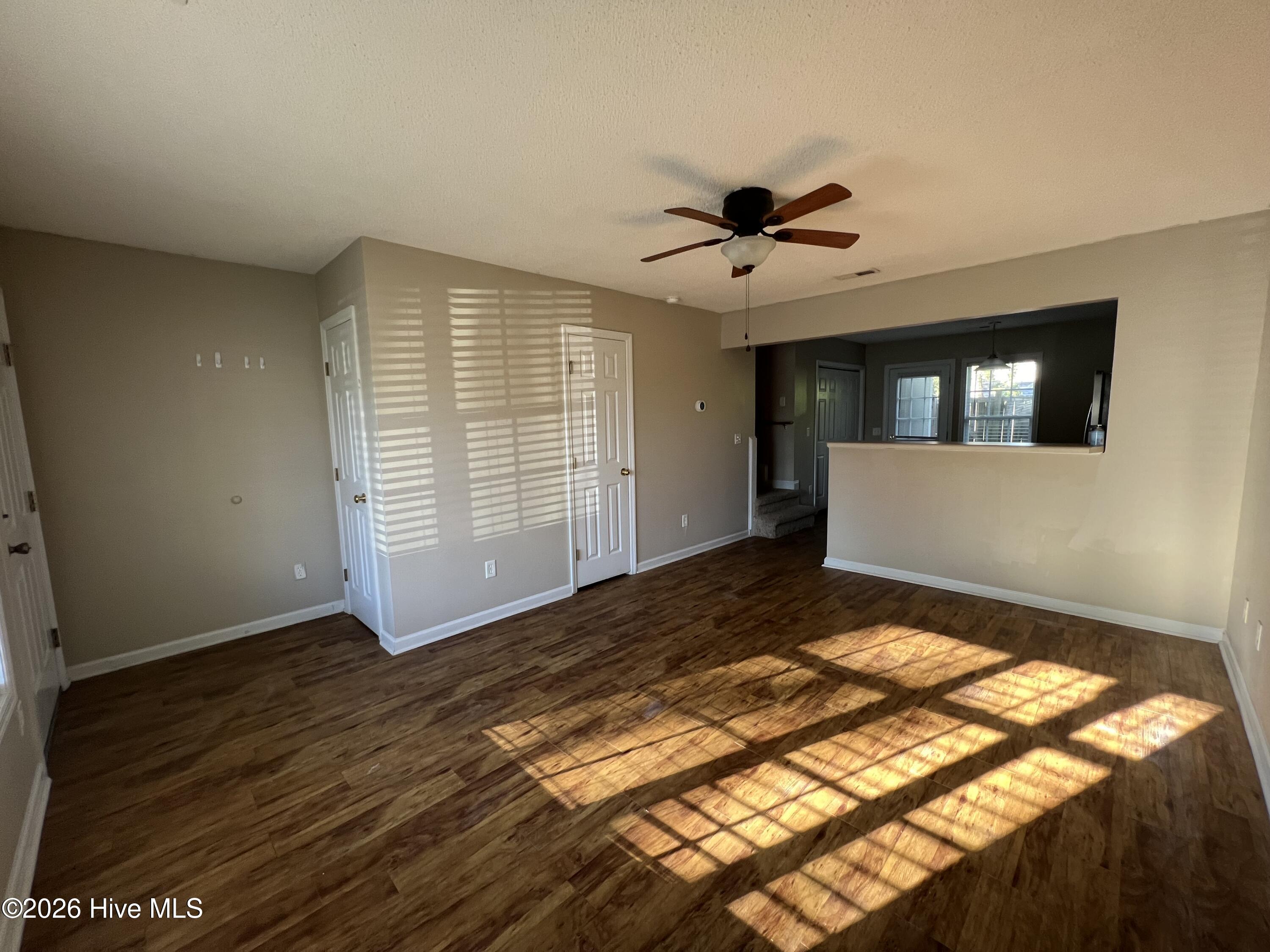 216 Palace Circle Property Photo 2