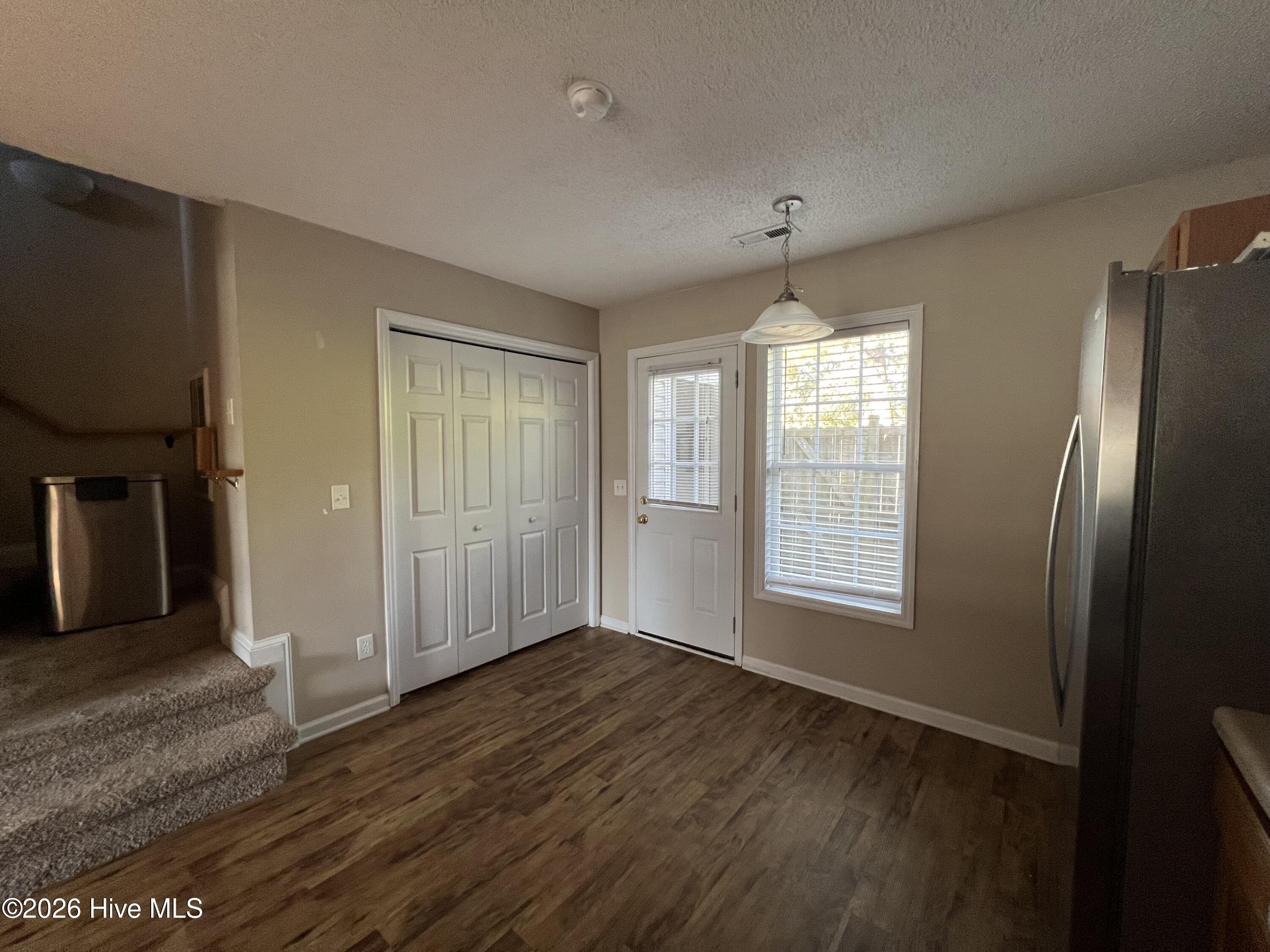 216 Palace Circle Property Photo 6