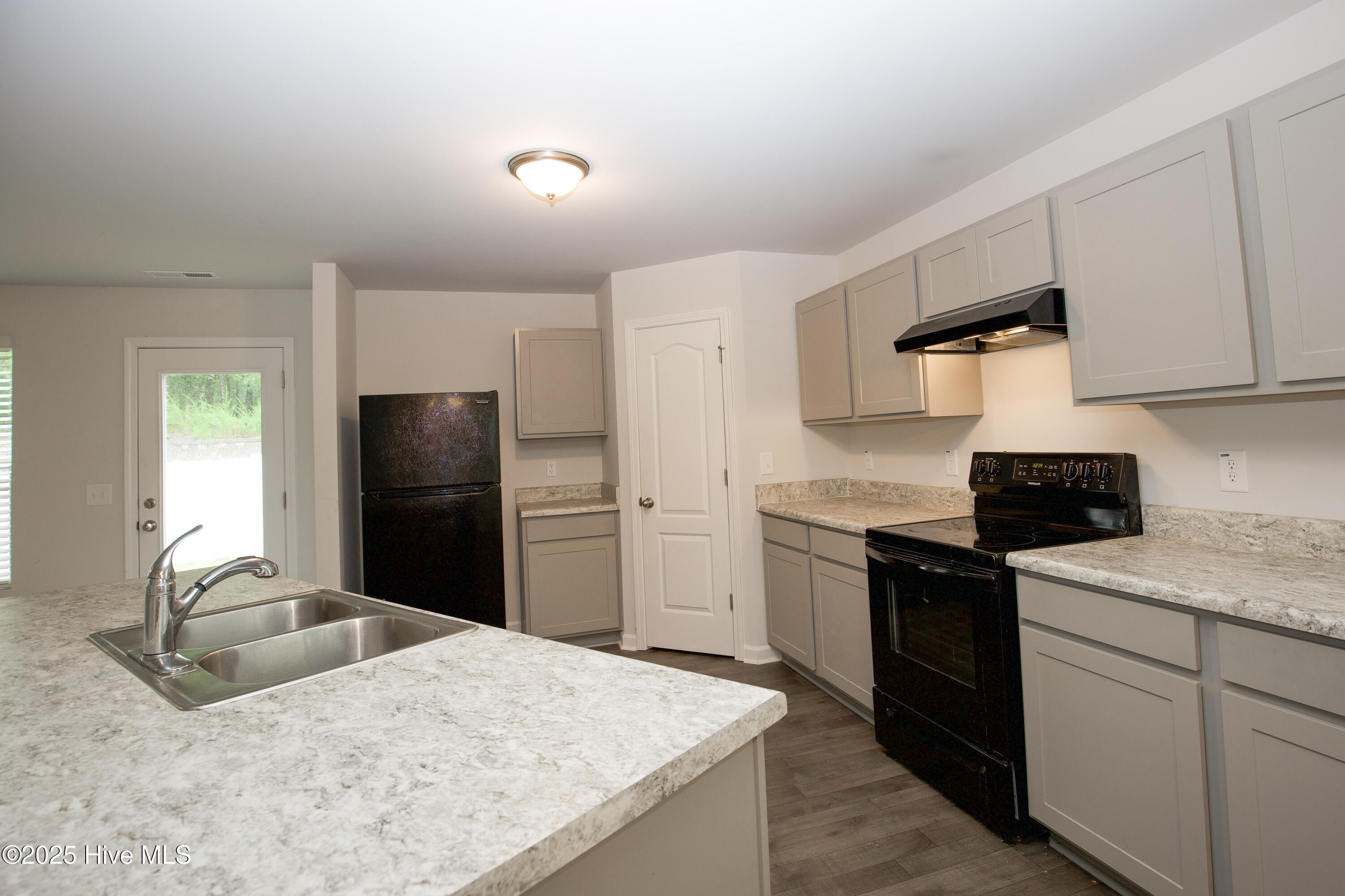 755 Conductor Court Property Photo 9