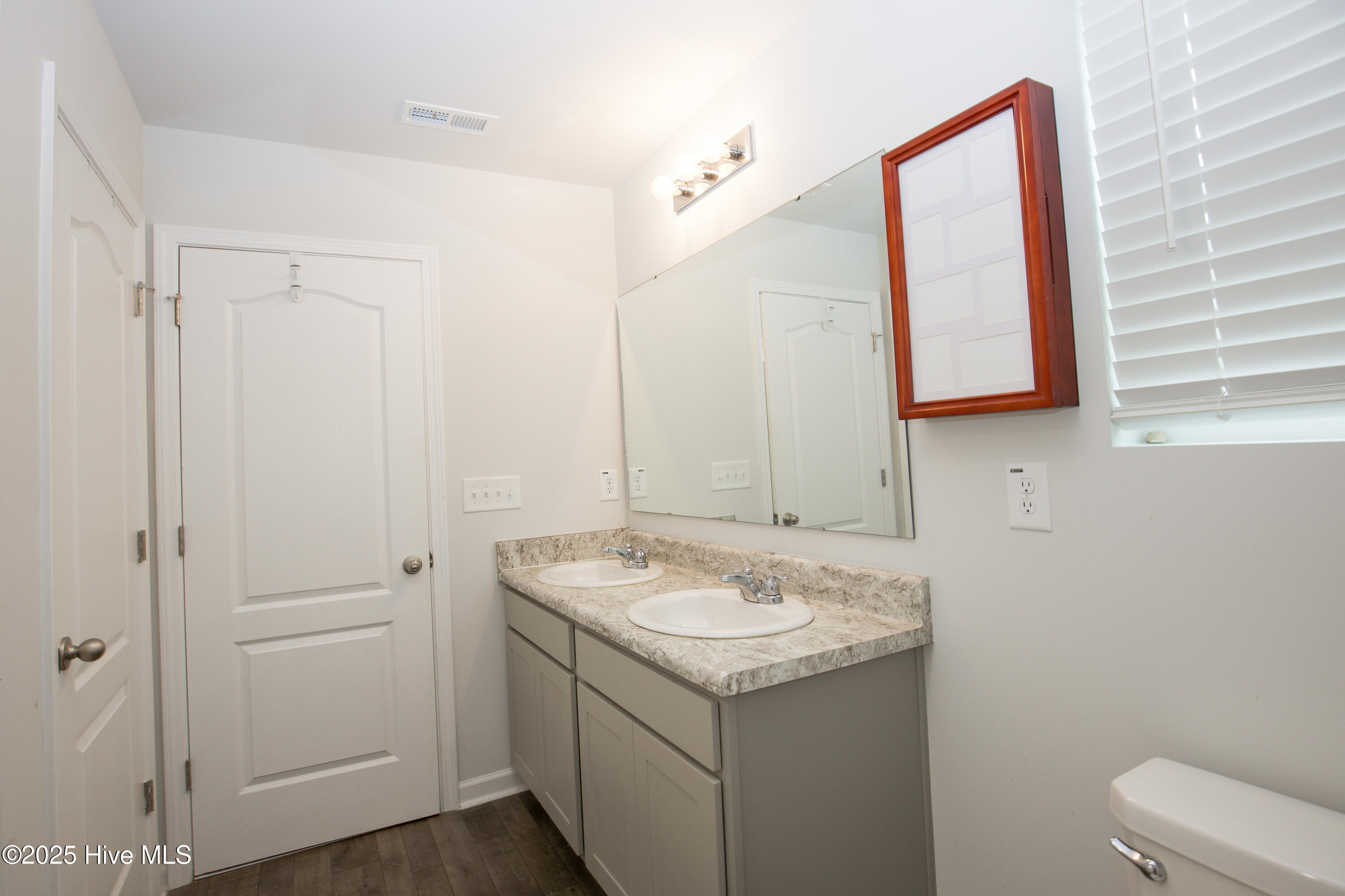 755 Conductor Court Property Photo 34