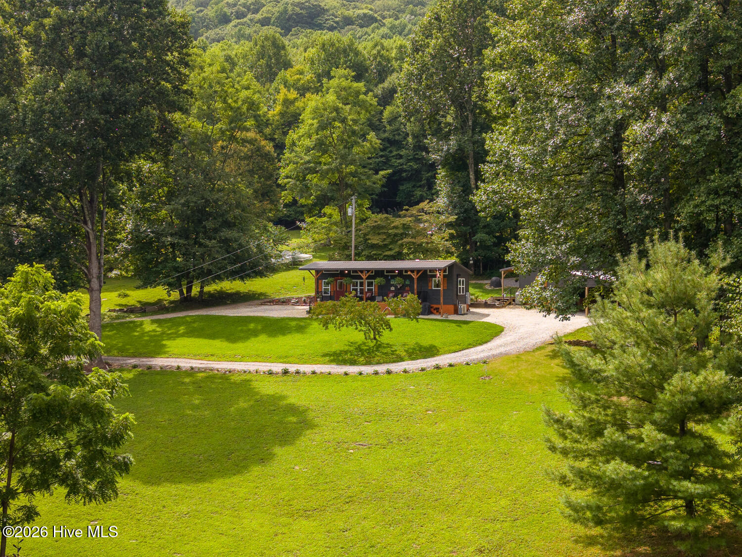 3454 Franks Creek Road Property Photo 2
