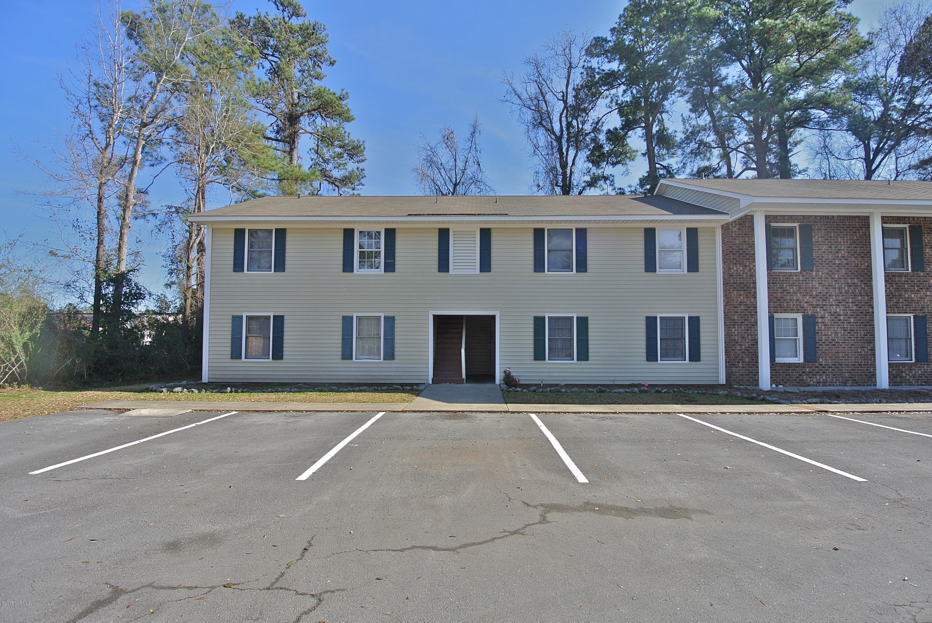 1106 Karen Drive C Property Photo 1