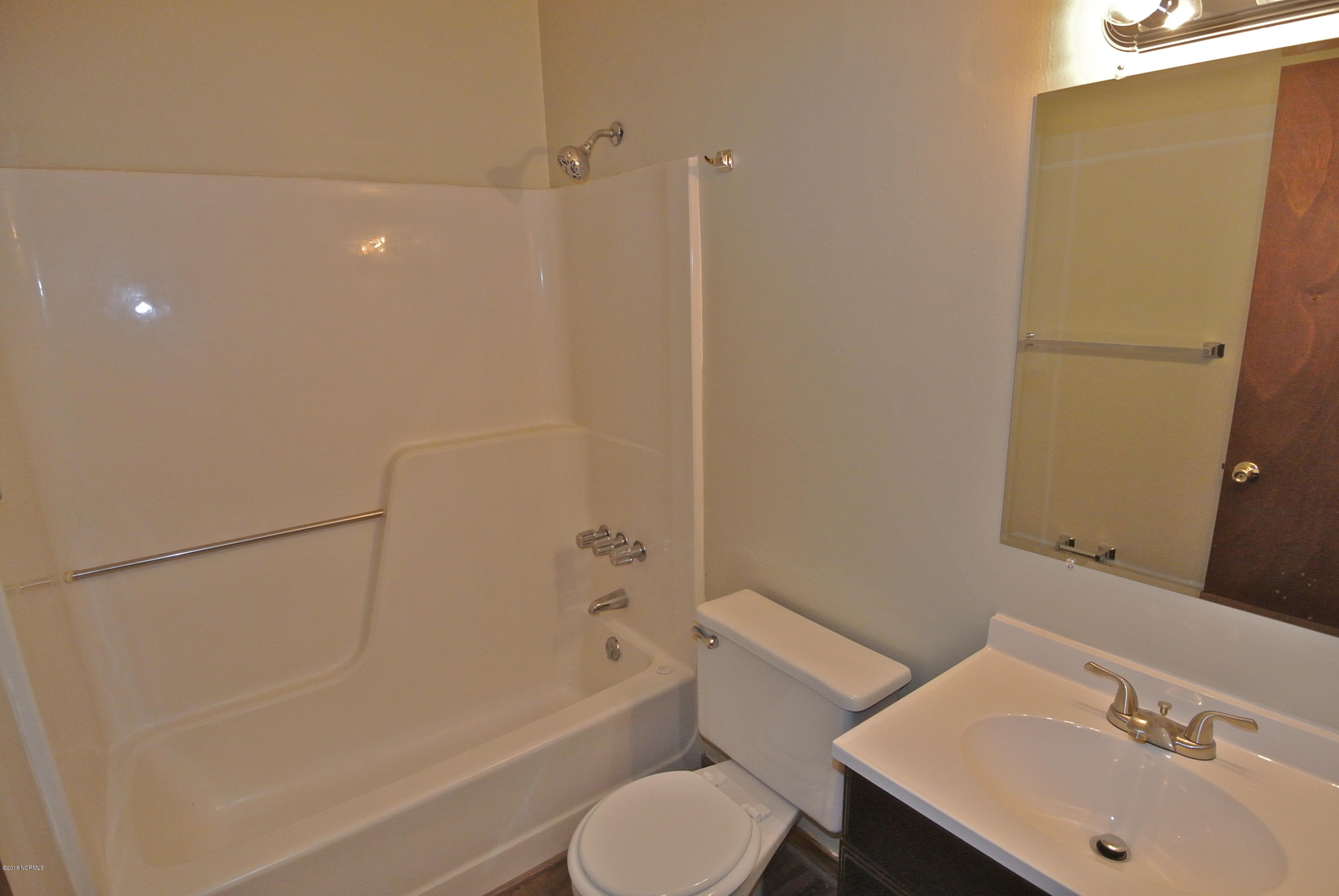 1106 Karen Drive C Property Photo 10