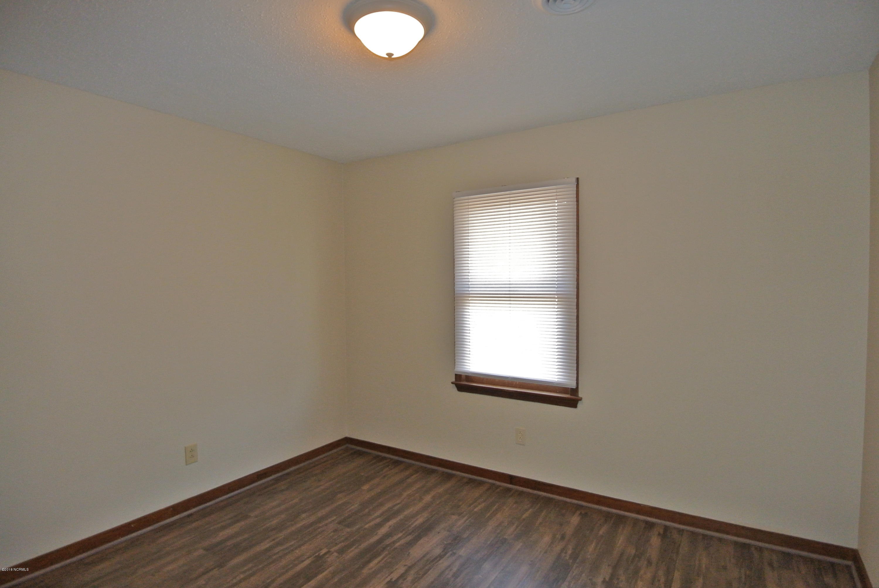 1106 Karen Drive C Property Photo 12