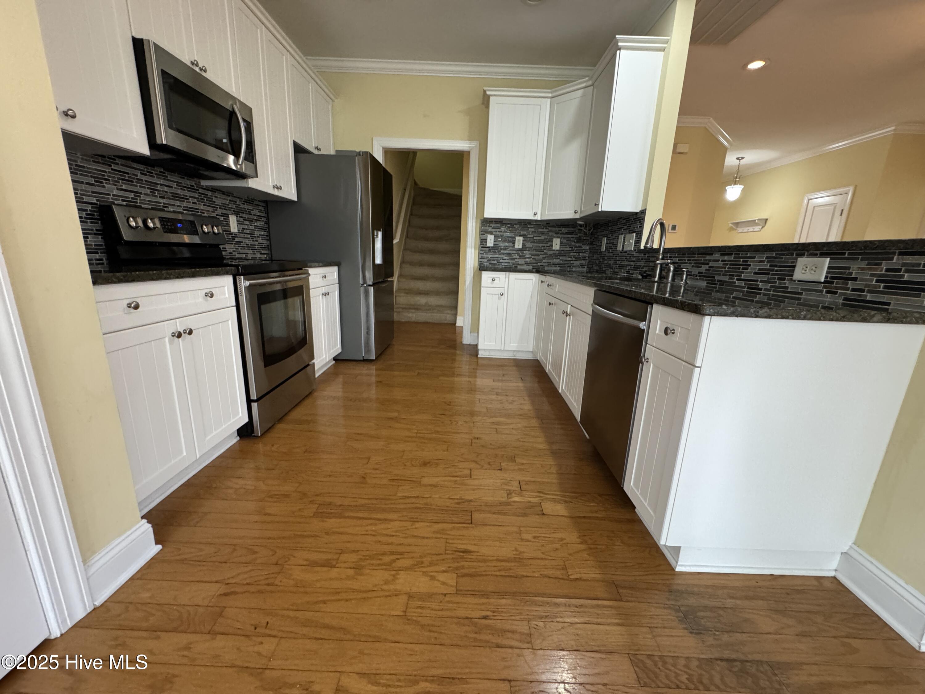 1011 Ginger Lily Way Property Photo 7