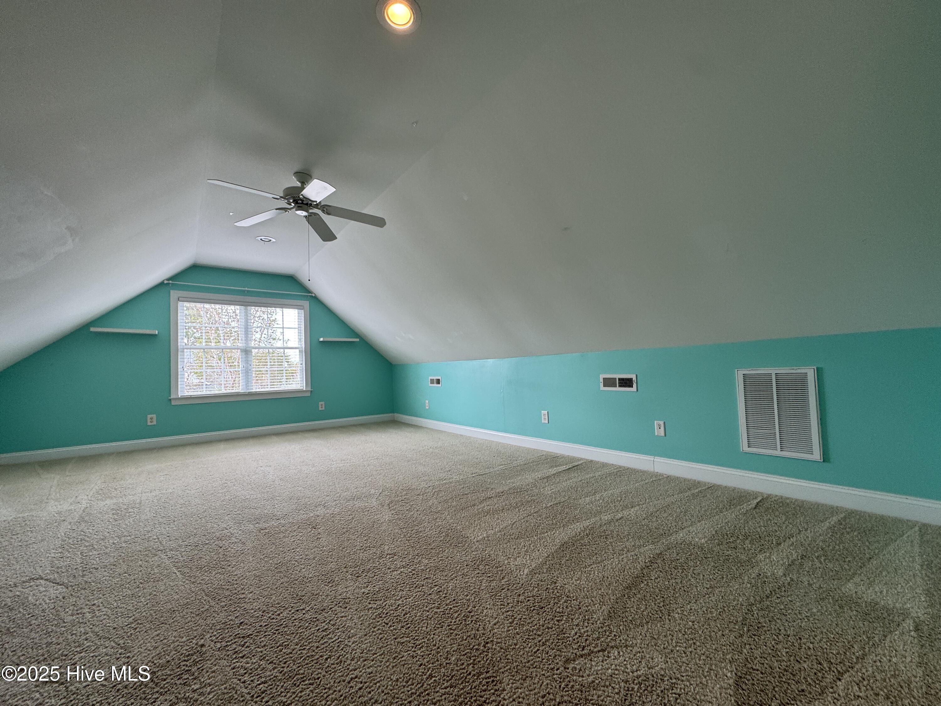 1011 Ginger Lily Way Property Photo 19