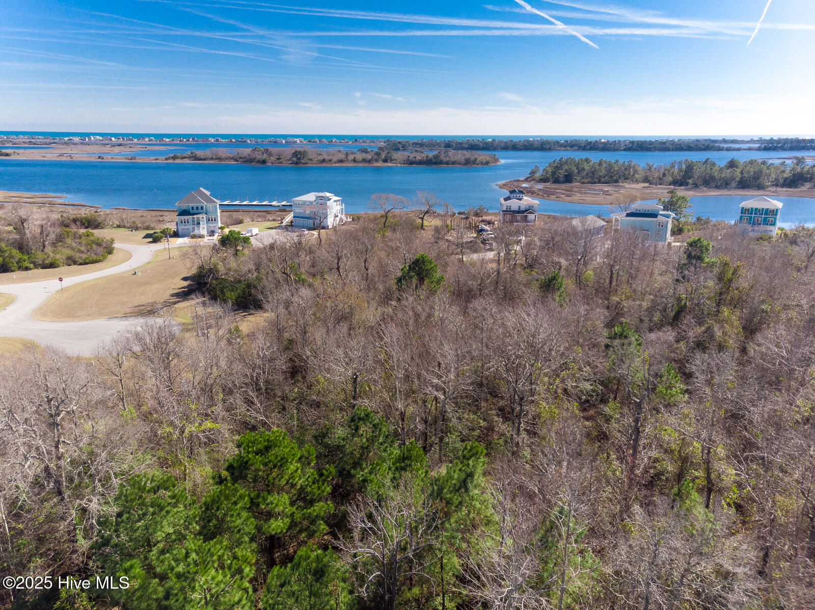 203 695 Seagrass Court Property Photo 18