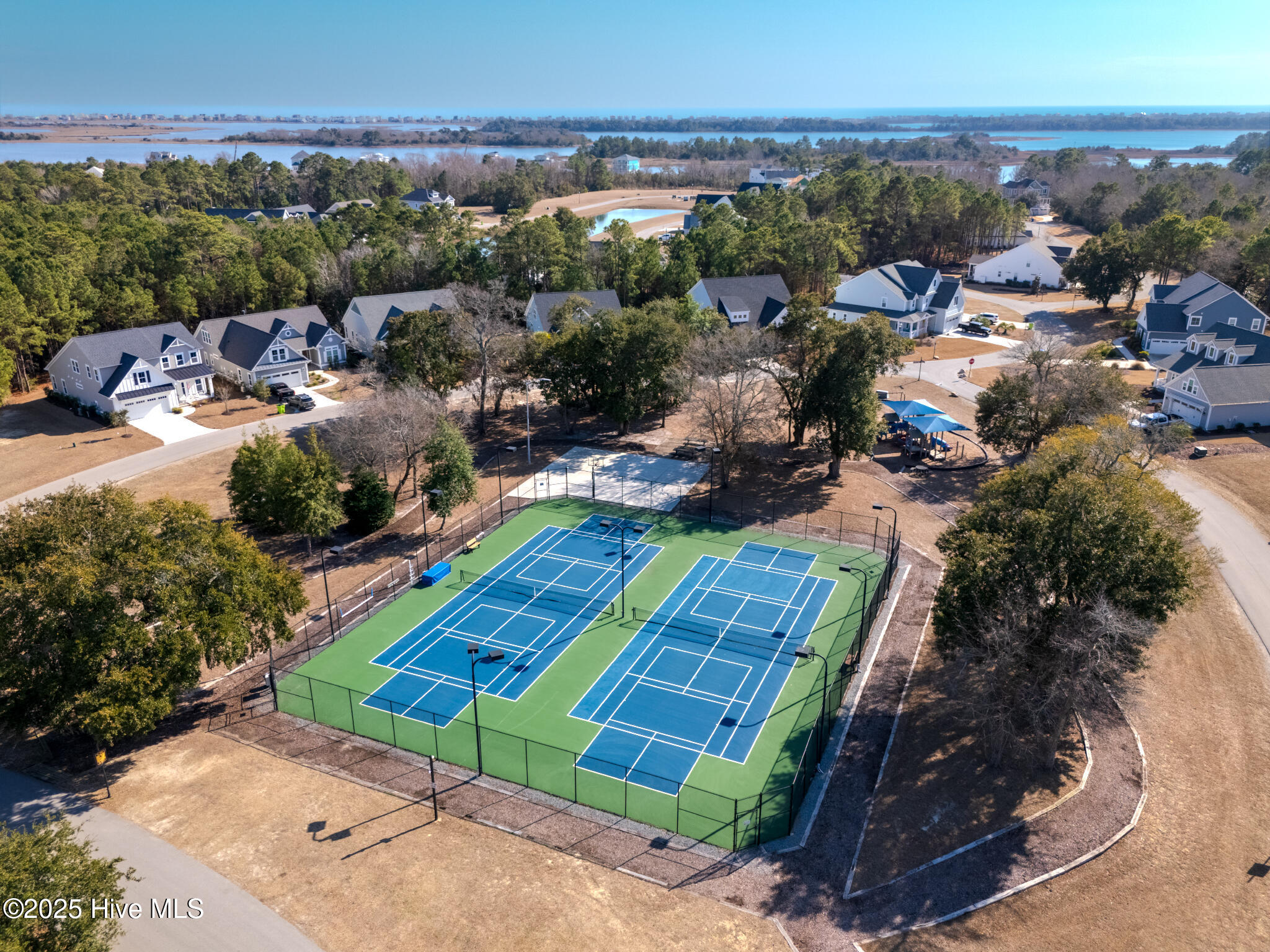 203 695 Seagrass Court Property Photo 30